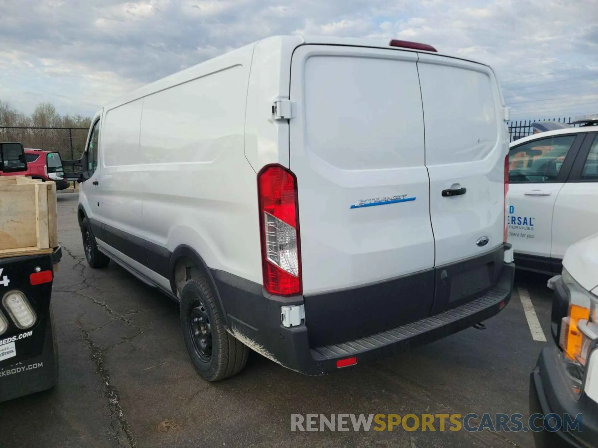 22 Photograph of a damaged car 1FTBW1YM6SKA13055 FORD E-TRANSIT-350 2025
