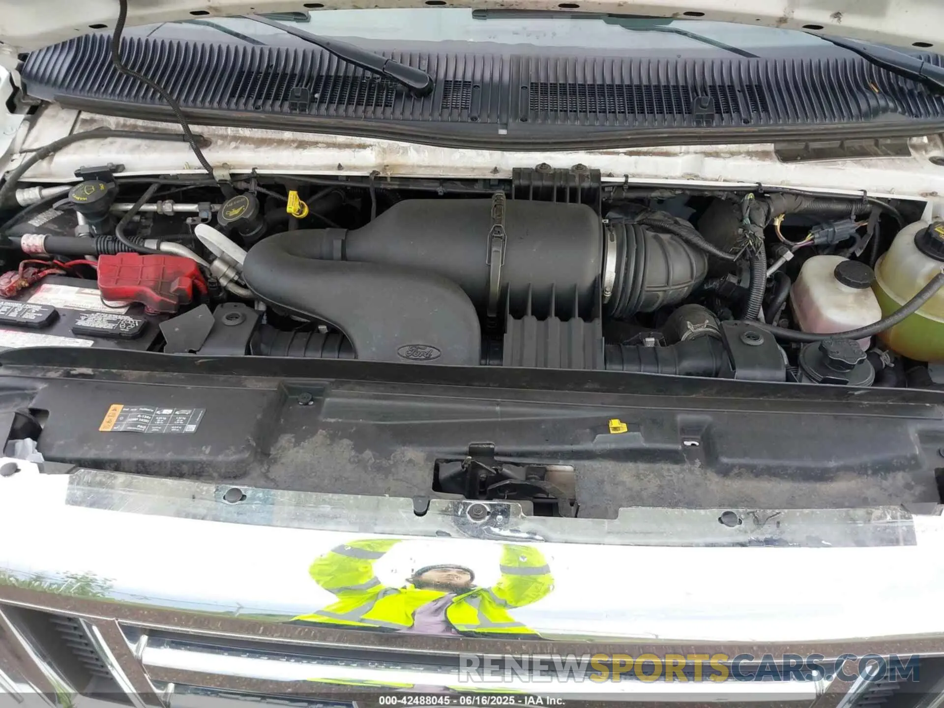 9 Photograph of a damaged car 1FDFE4FS5KDC56122 FORD ECONOLINE 2019