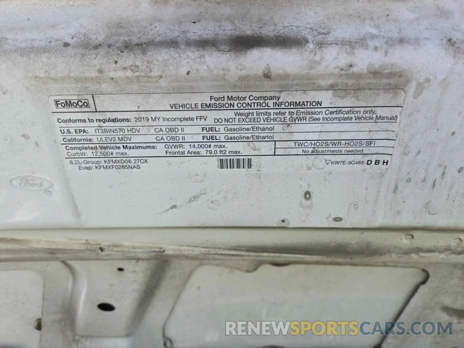 10 Photograph of a damaged car 1FDWE3F65KDC36417 FORD ECONOLINE 2019