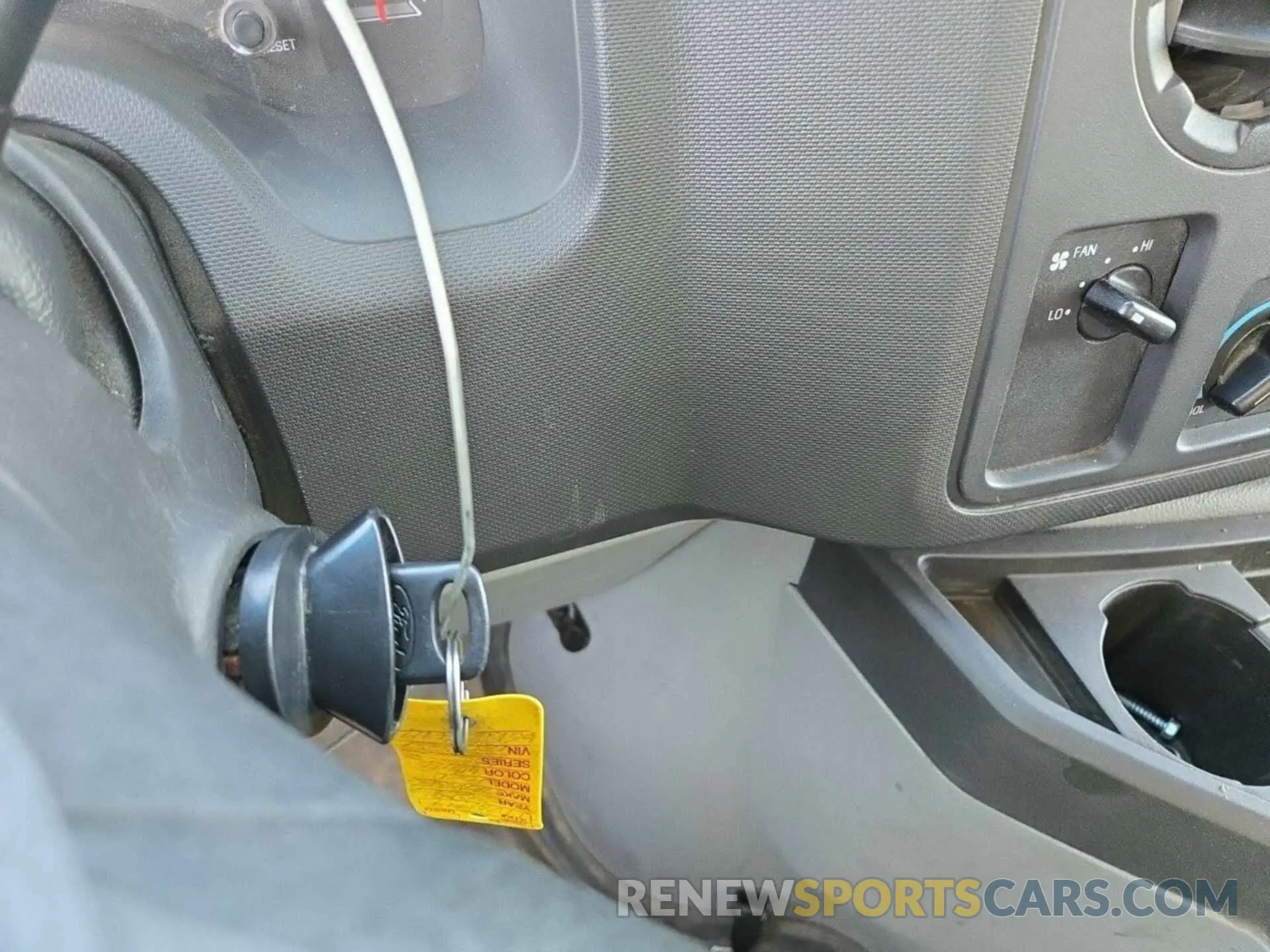 14 Photograph of a damaged car 1FDWE3F65KDC36417 FORD ECONOLINE 2019