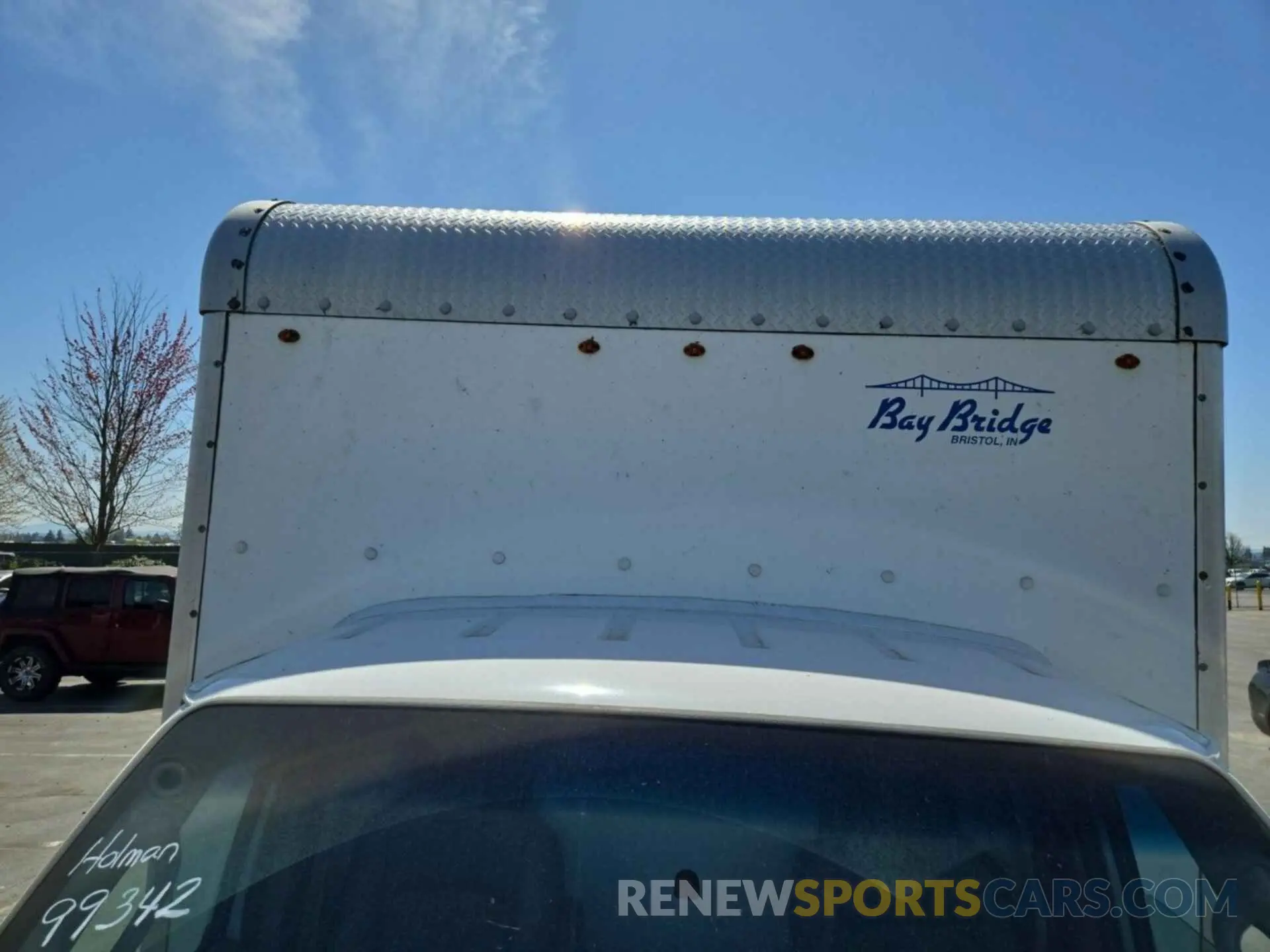 28 Photograph of a damaged car 1FDWE3F65KDC36417 FORD ECONOLINE 2019