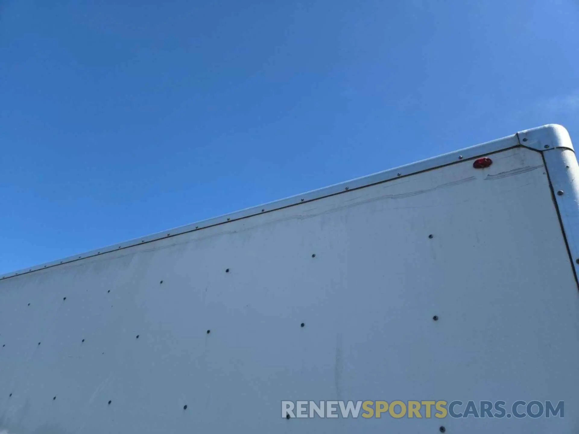 4 Photograph of a damaged car 1FDWE3F65KDC36417 FORD ECONOLINE 2019