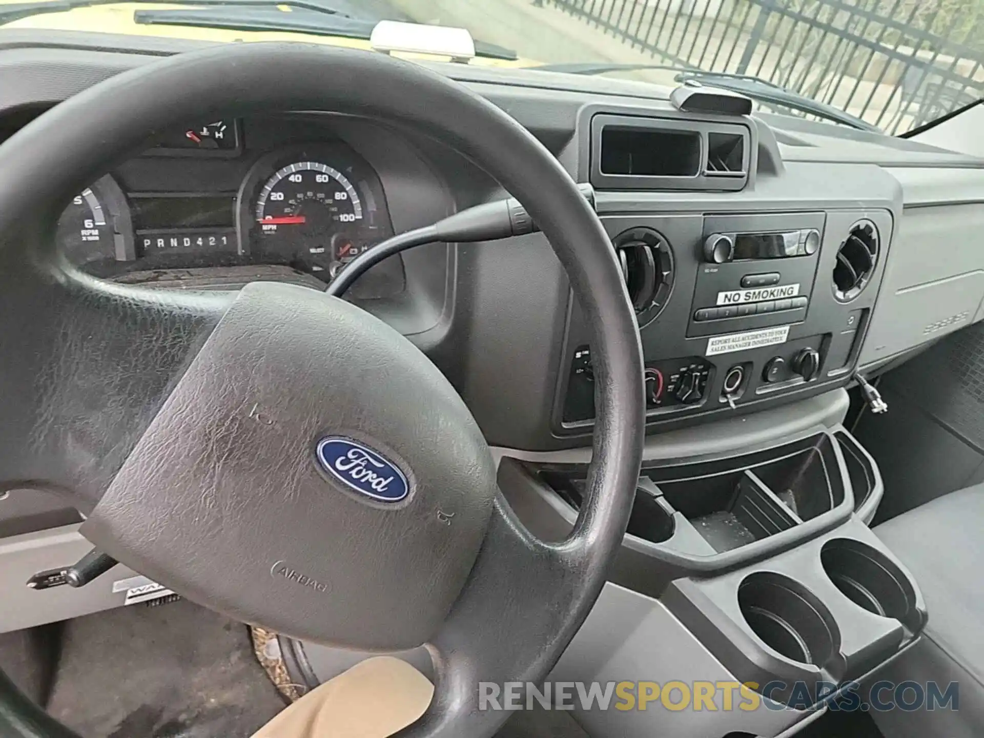 16 Photograph of a damaged car 1FDXE4FSXKDC52300 FORD ECONOLINE 2019