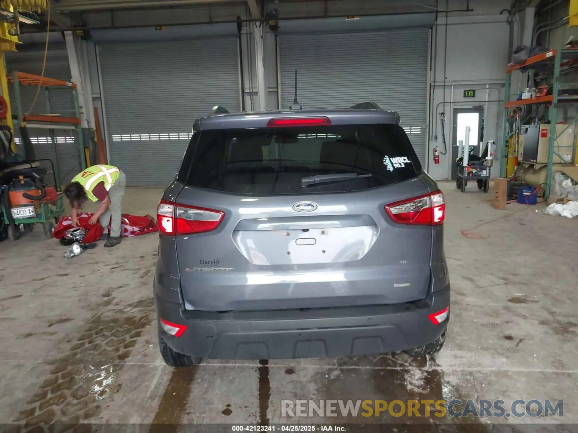17 Photograph of a damaged car MAJ3S2GE0KC303128 FORD ECOSPORT 2019