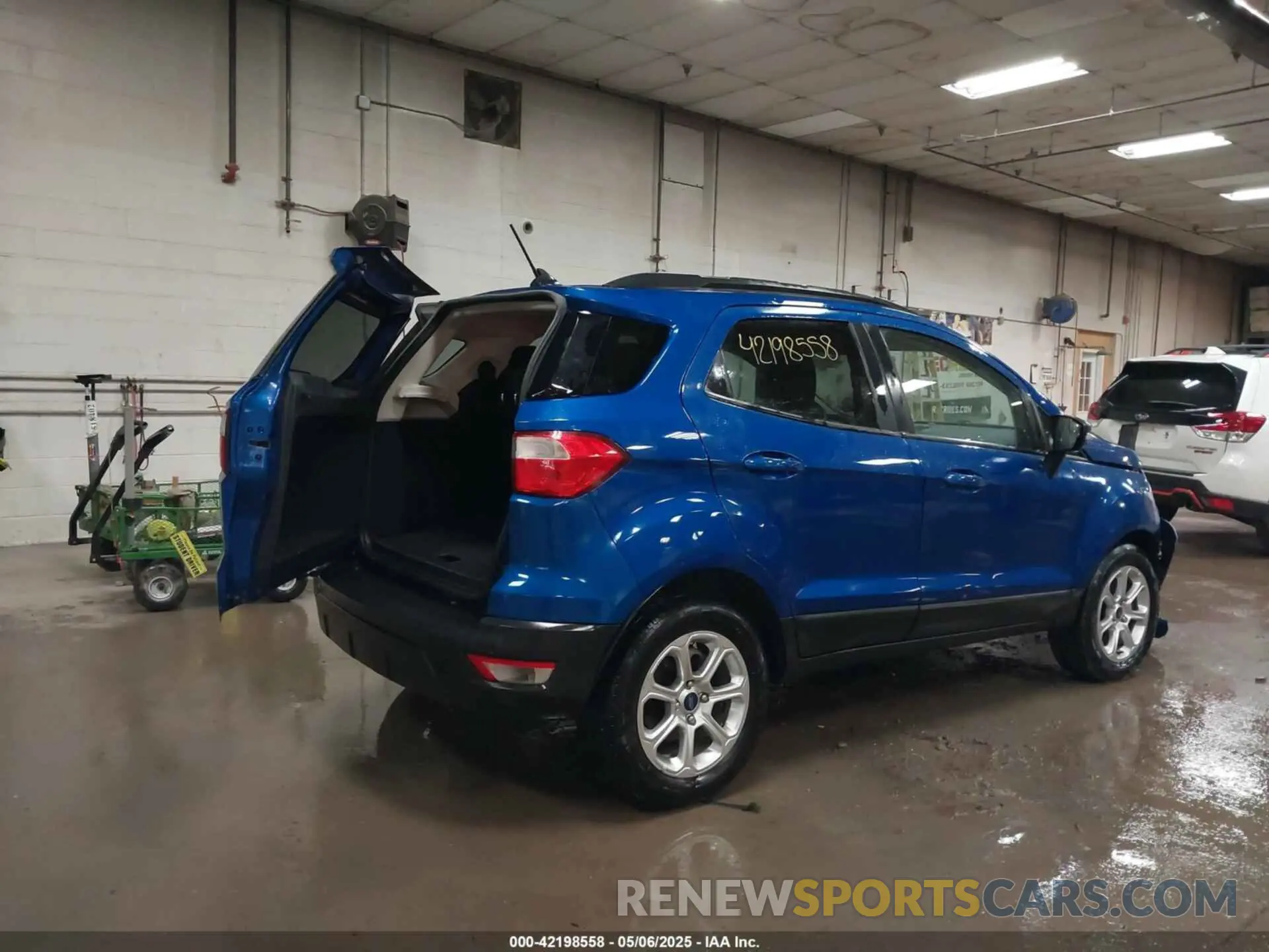 4 Photograph of a damaged car MAJ3S2GE5KC310401 FORD ECOSPORT 2019