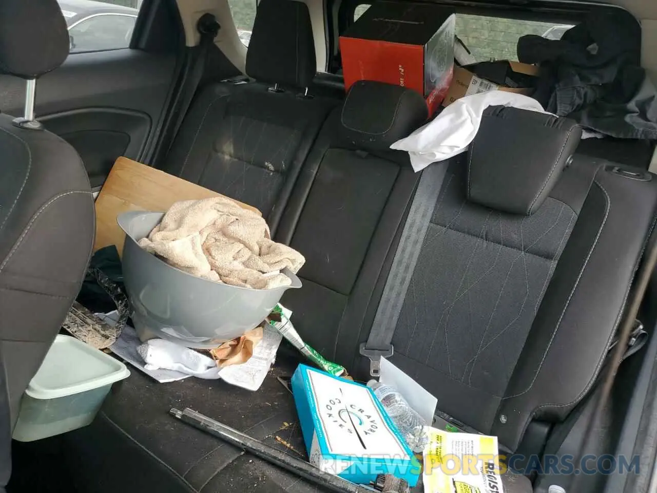 10 Photograph of a damaged car MAJ3S2GE6KC304767 FORD ECOSPORT 2019