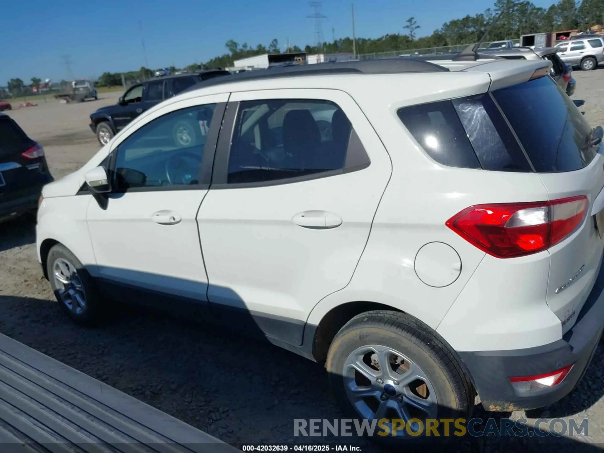 14 Photograph of a damaged car MAJ3S2GEXKC270428 FORD ECOSPORT 2019