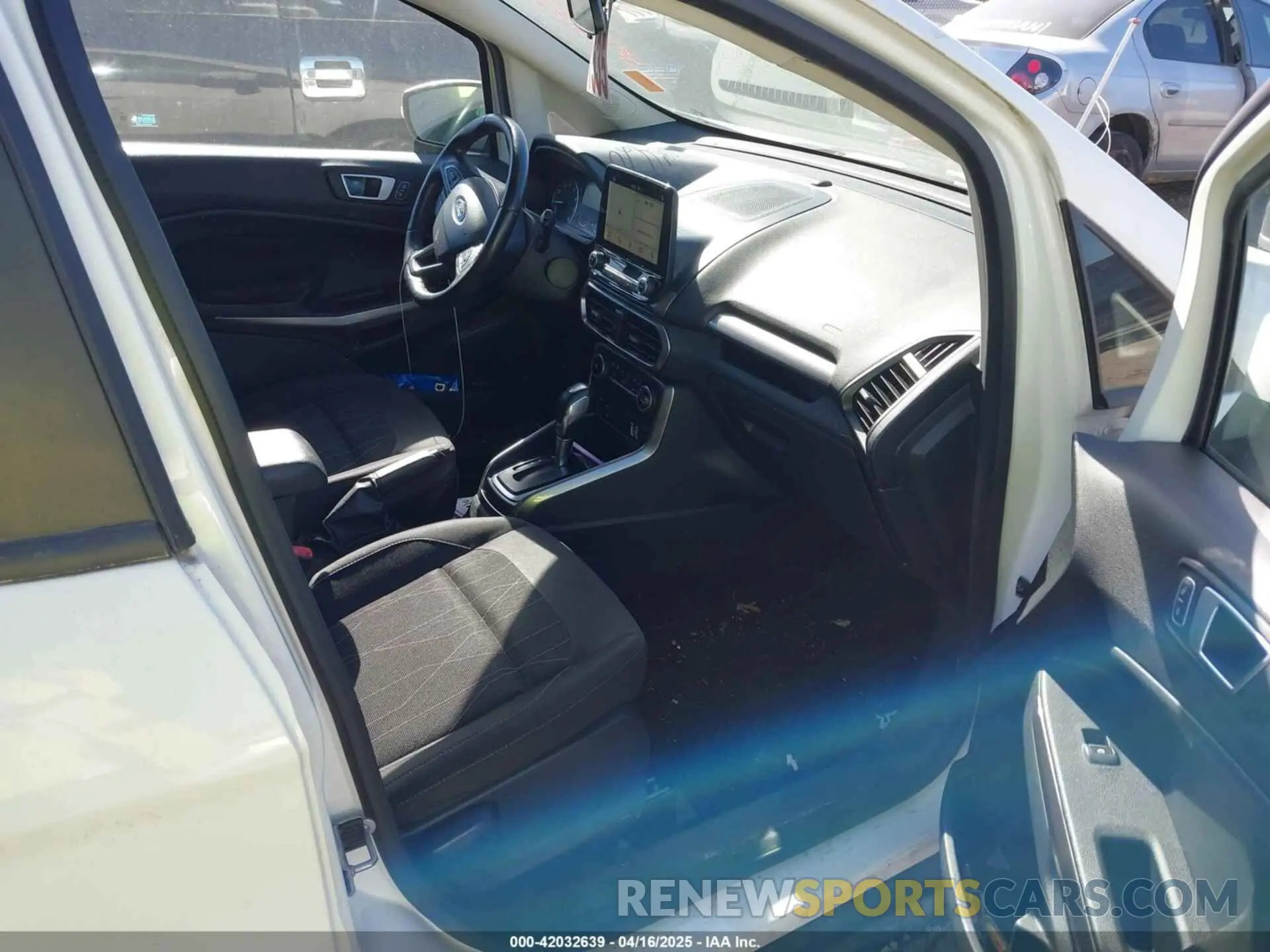 5 Photograph of a damaged car MAJ3S2GEXKC270428 FORD ECOSPORT 2019