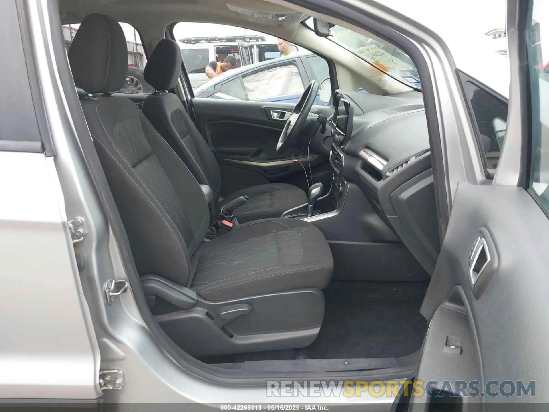 5 Photograph of a damaged car MAJ3S2GEXKC280540 FORD ECOSPORT 2019