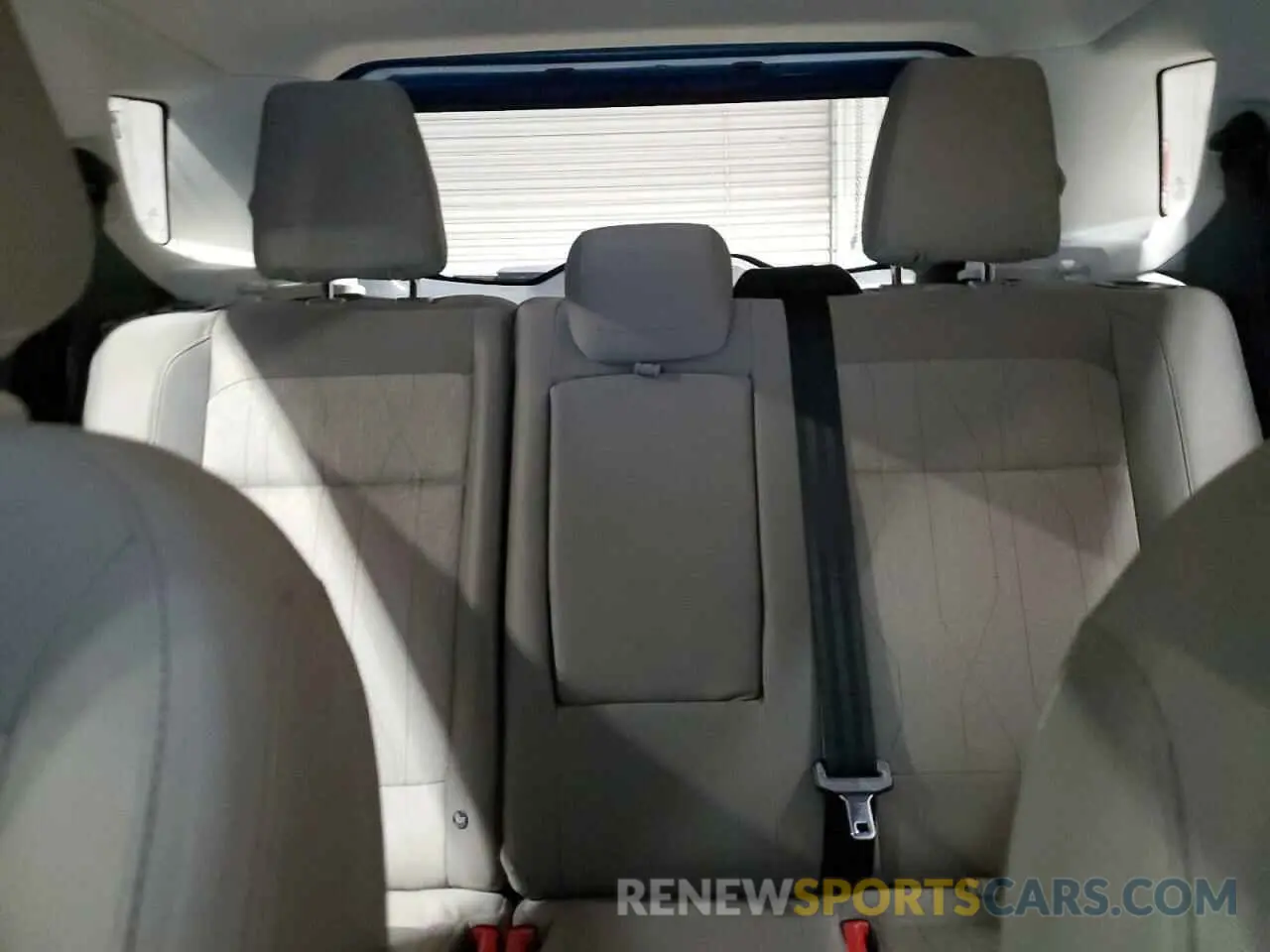 10 Photograph of a damaged car MAJ6S3GL1KC310025 FORD ECOSPORT 2019