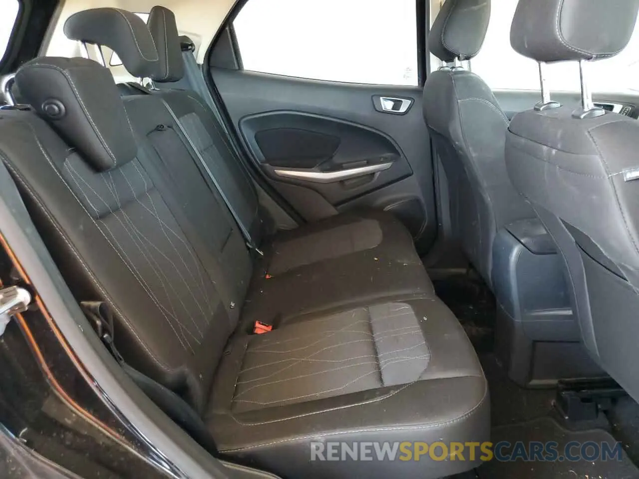 10 Photograph of a damaged car MAJ6S3GL7KC299242 FORD ECOSPORT 2019