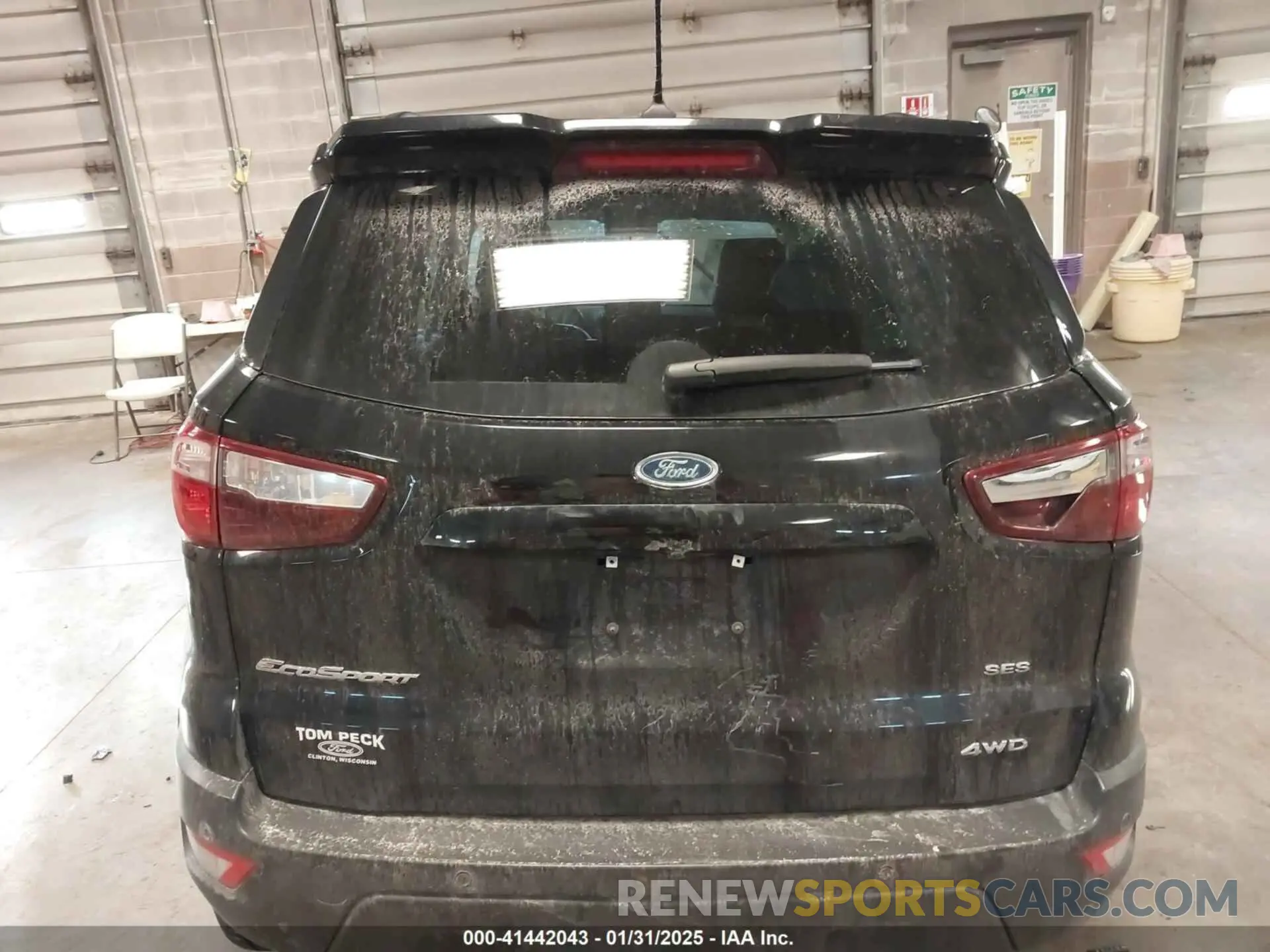 17 Photograph of a damaged car MAJ6S3JL6KC296079 FORD ECOSPORT 2019