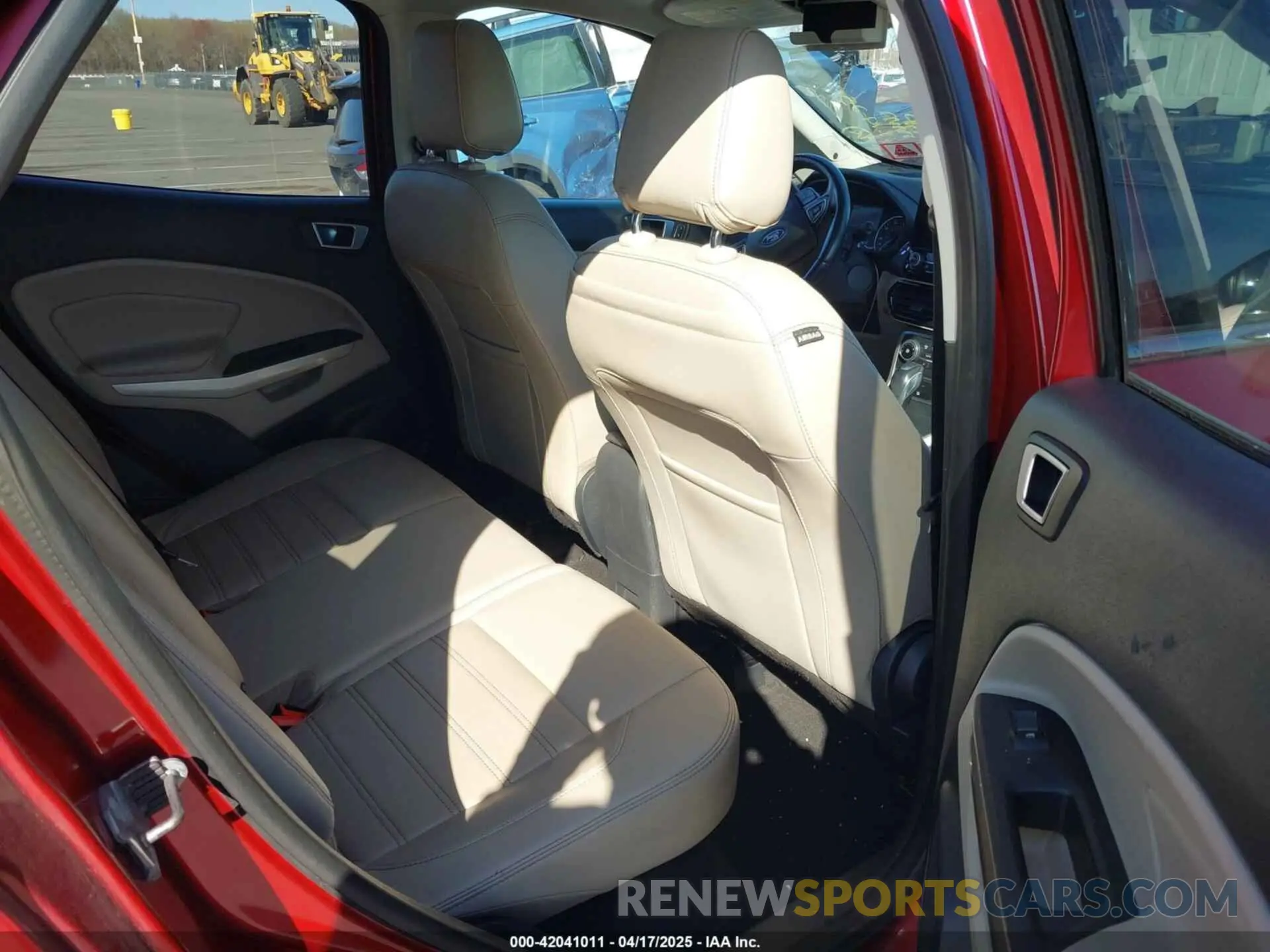 8 Photograph of a damaged car MAJ6S3KL0KC260421 FORD ECOSPORT 2019