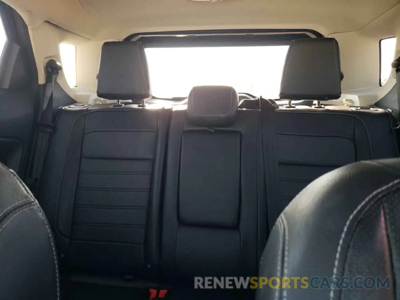 10 Photograph of a damaged car MAJ6S3KL0KC304871 FORD ECOSPORT 2019