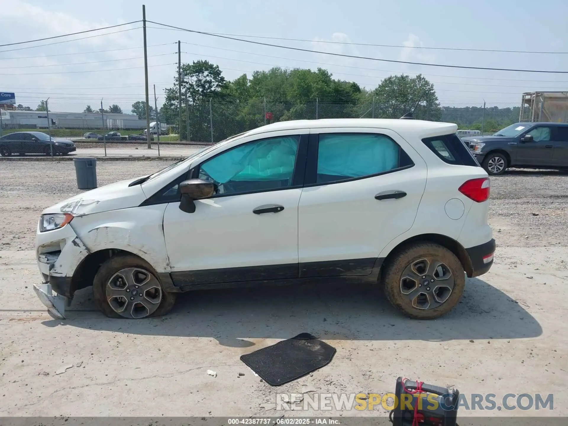 13 Photograph of a damaged car MAJ3S2FEXLC393682 FORD ECOSPORT 2020