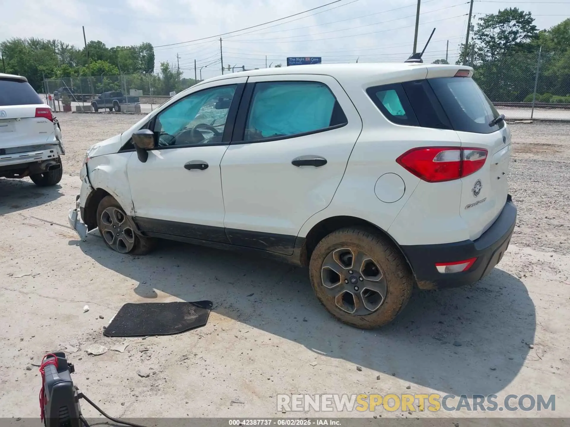 3 Photograph of a damaged car MAJ3S2FEXLC393682 FORD ECOSPORT 2020