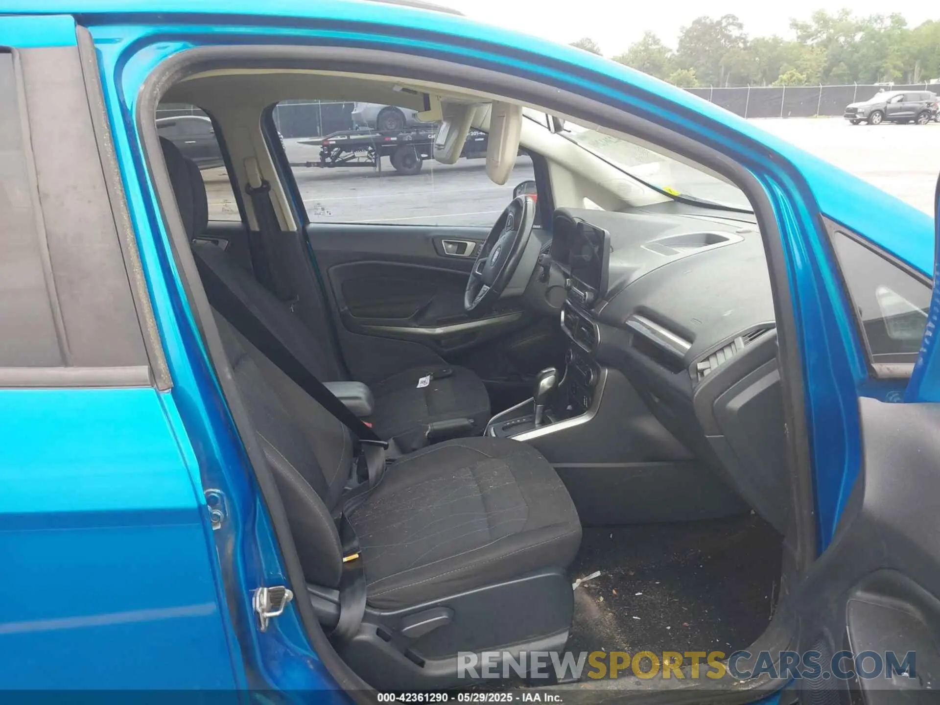 5 Photograph of a damaged car MAJ3S2GE2LC330185 FORD ECOSPORT 2020