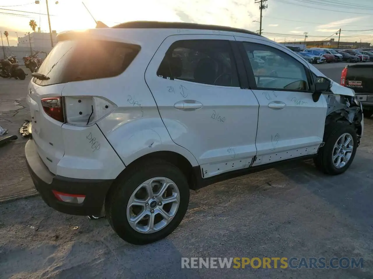 3 Photograph of a damaged car MAJ3S2GE2LC339520 FORD ECOSPORT 2020
