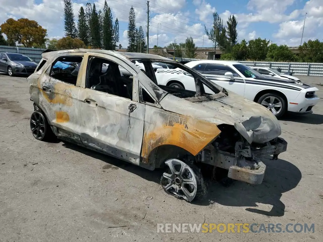 4 Photograph of a damaged car MAJ3S2GE3LC350817 FORD ECOSPORT 2020