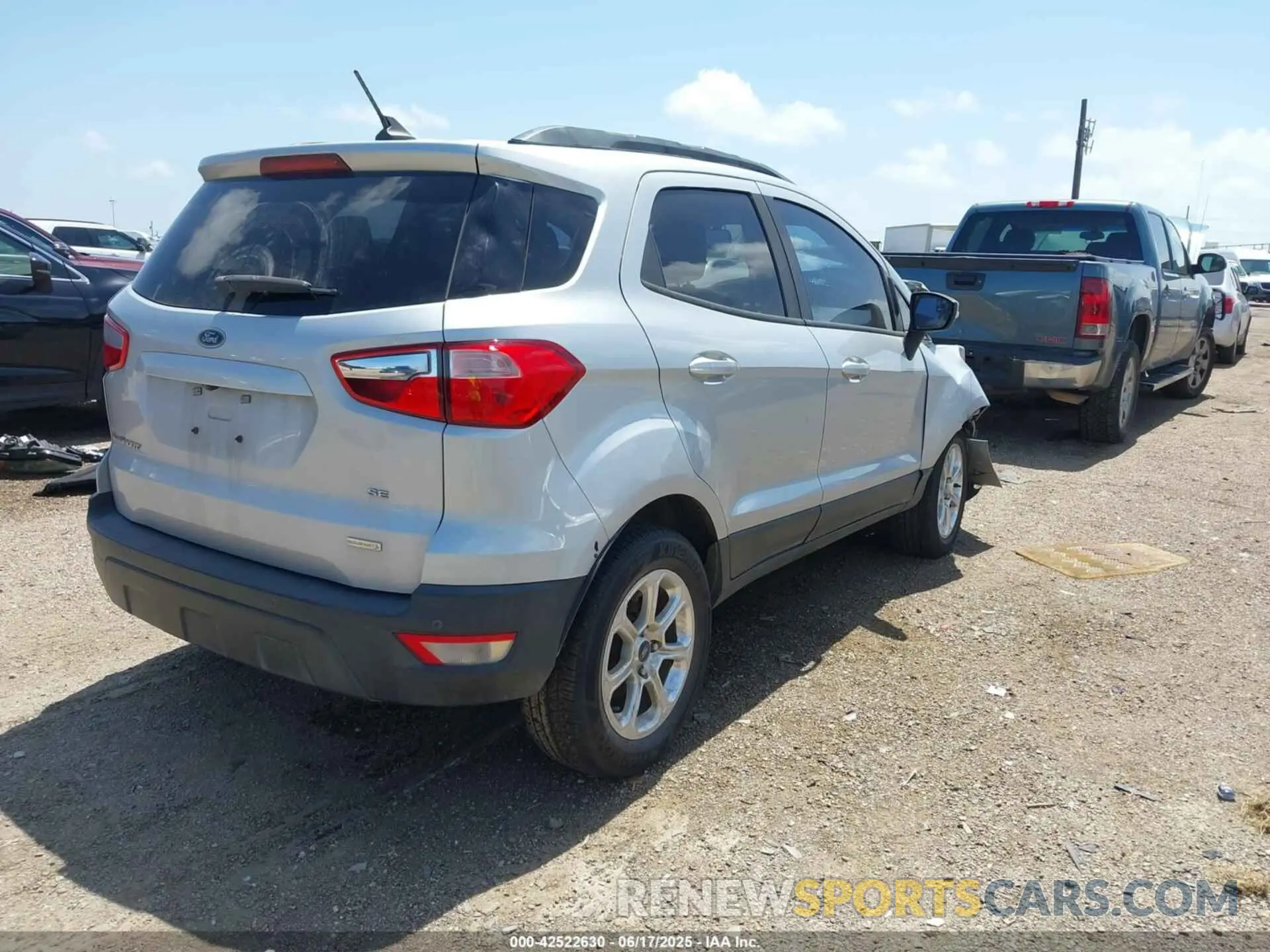 4 Photograph of a damaged car MAJ3S2GE6LC321179 FORD ECOSPORT 2020
