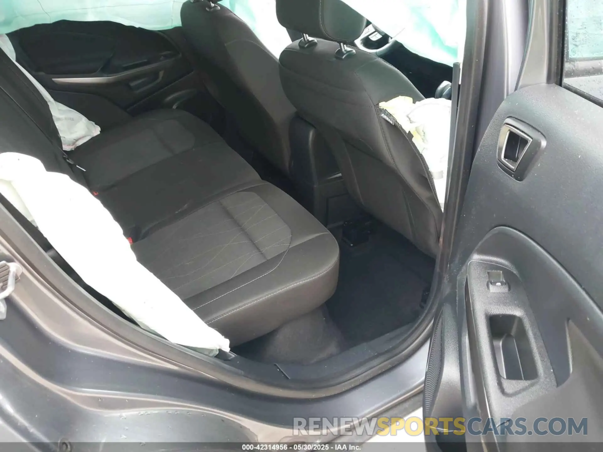 8 Photograph of a damaged car MAJ3S2GE7LC312863 FORD ECOSPORT 2020