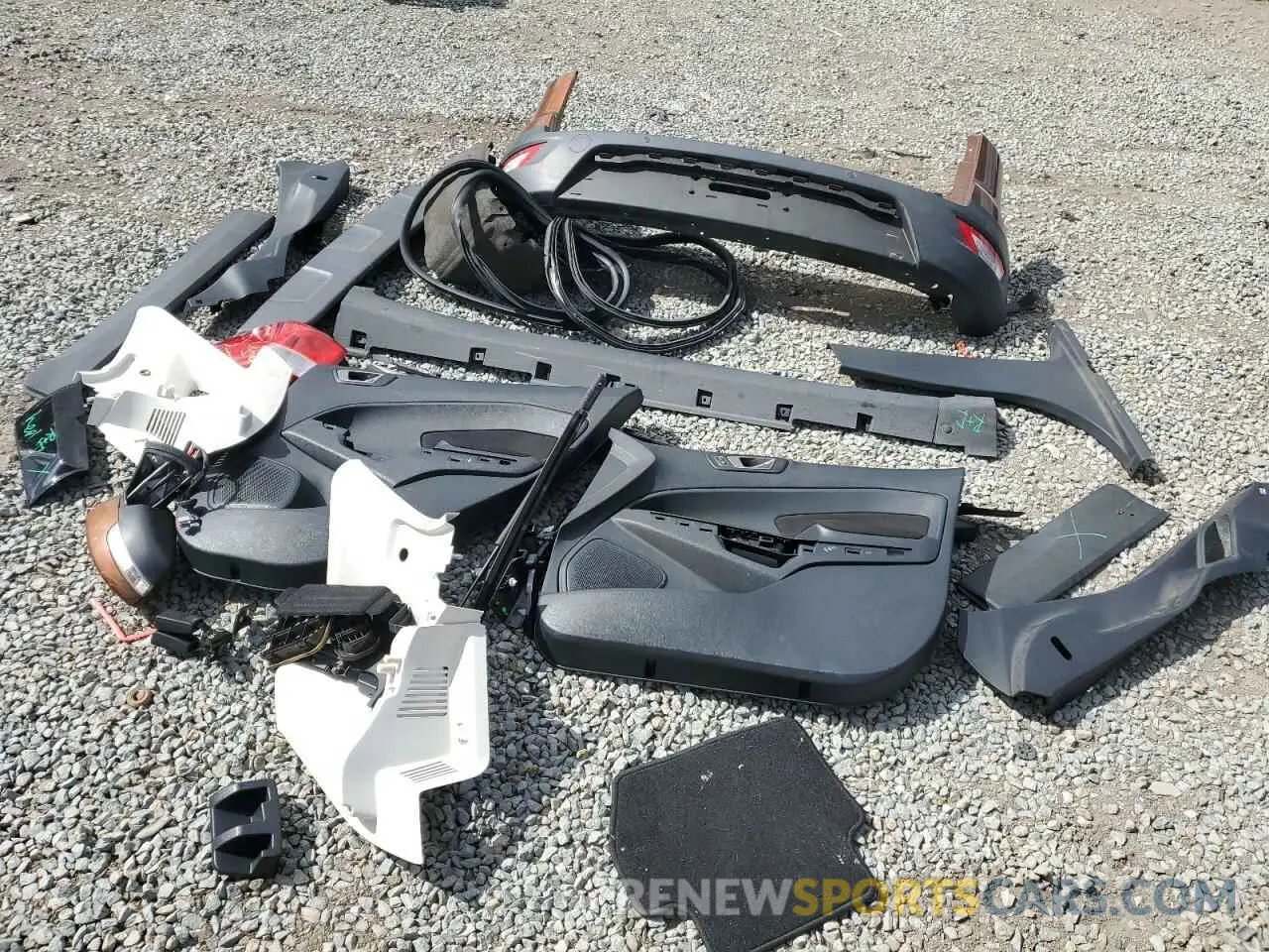 12 Photograph of a damaged car MAJ3S2GE7LC341280 FORD ECOSPORT 2020