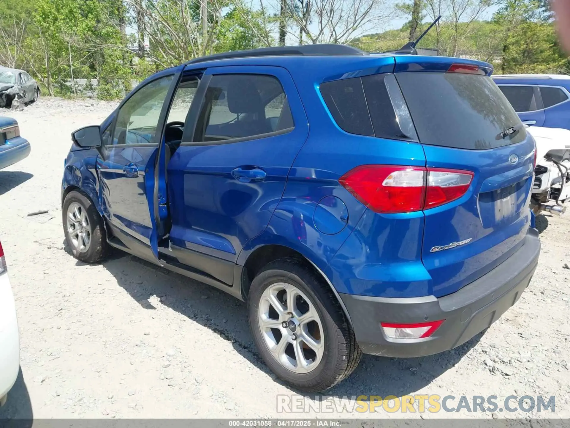3 Photograph of a damaged car MAJ3S2GE9LC311360 FORD ECOSPORT 2020