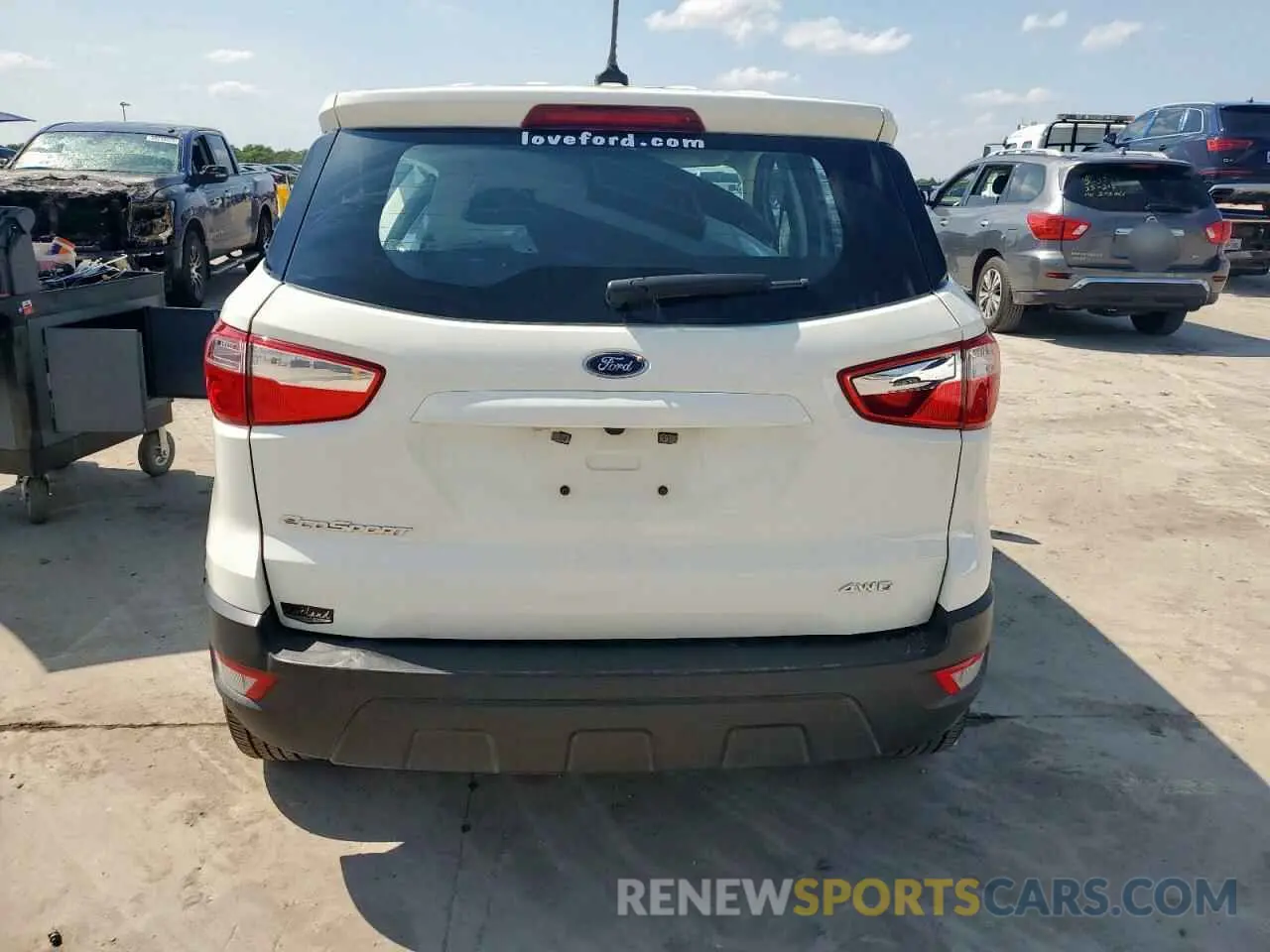 6 Photograph of a damaged car MAJ6S3FL1LC362743 FORD ECOSPORT 2020