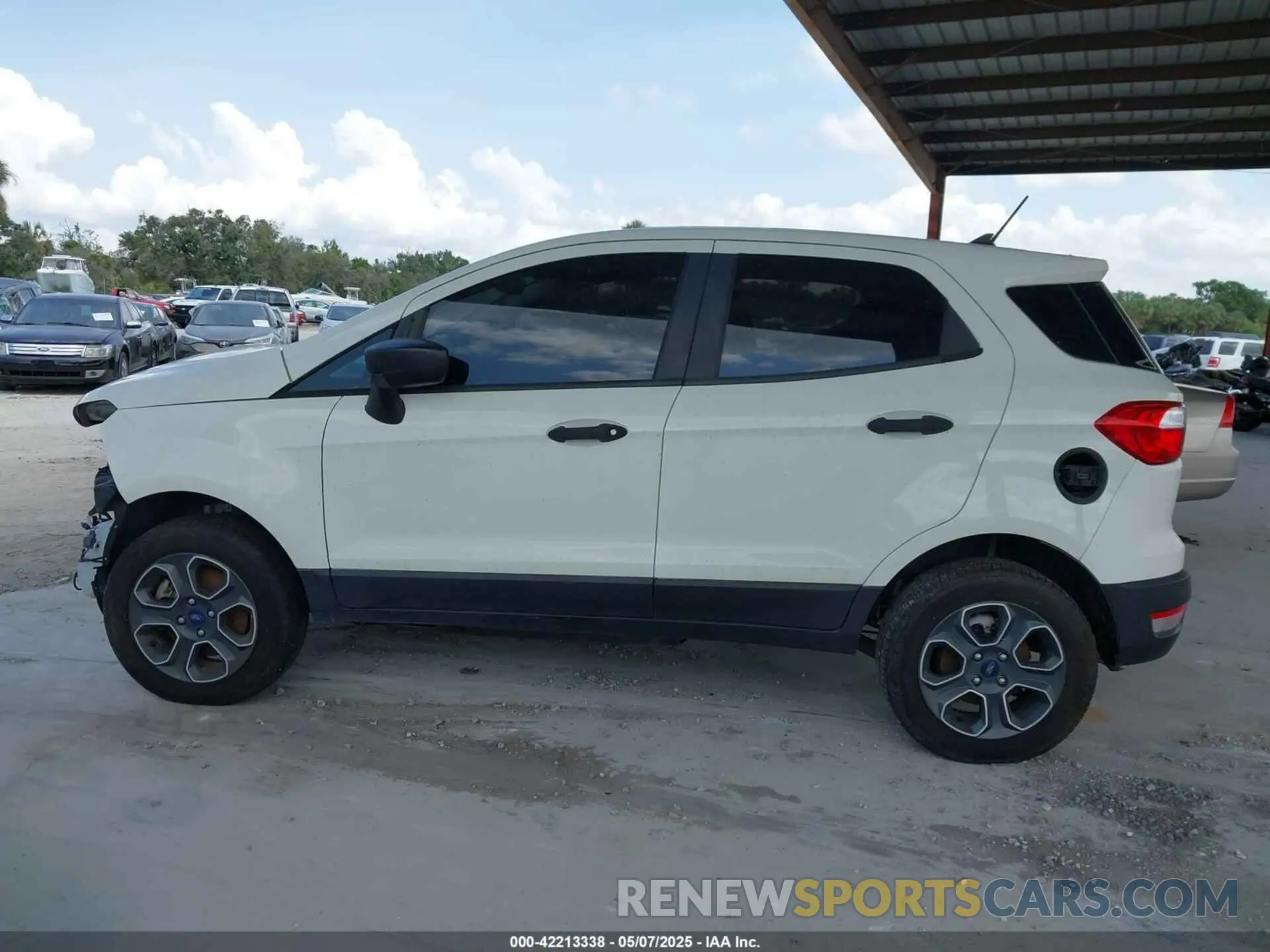 15 Photograph of a damaged car MAJ6S3FL7LC338303 FORD ECOSPORT 2020