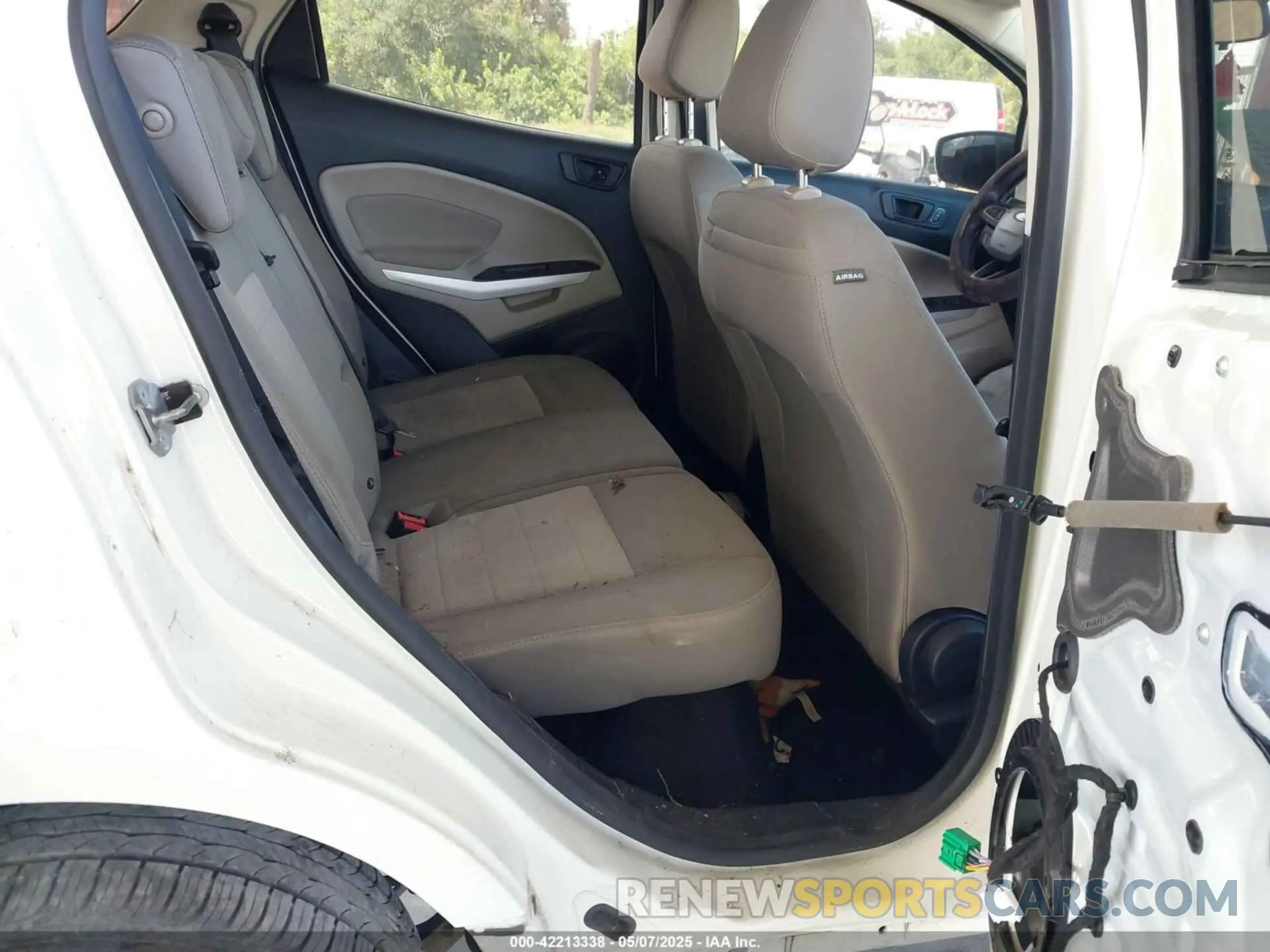 8 Photograph of a damaged car MAJ6S3FL7LC338303 FORD ECOSPORT 2020