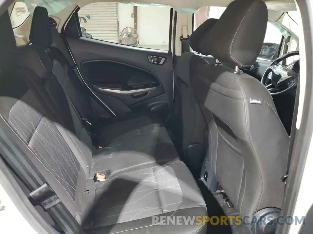 10 Photograph of a damaged car MAJ6S3GL1LC365611 FORD ECOSPORT 2020