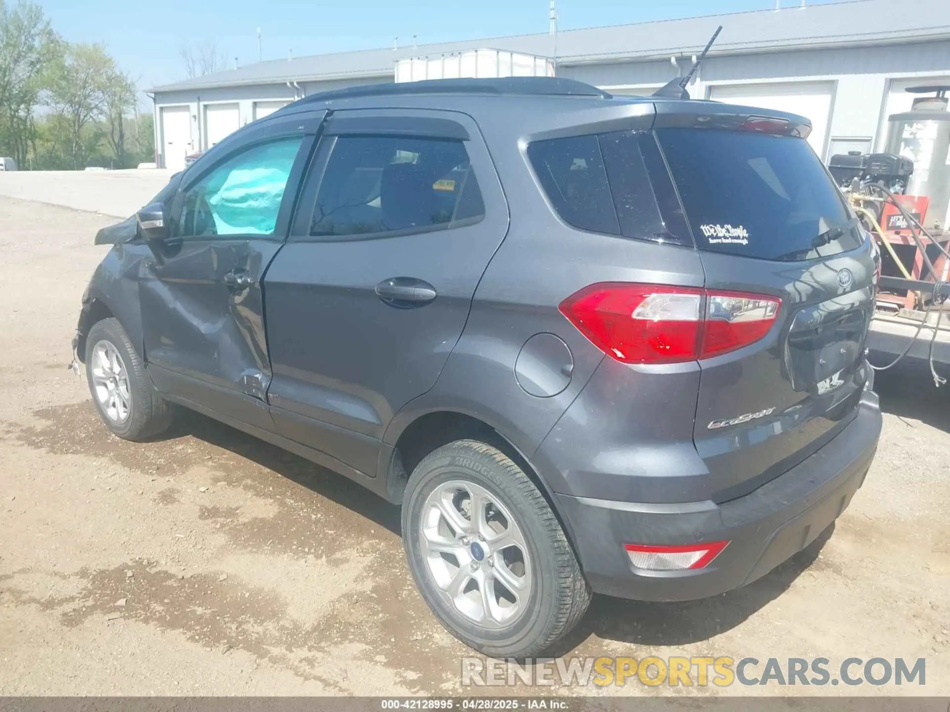 3 Photograph of a damaged car MAJ6S3GL3LC319729 FORD ECOSPORT 2020