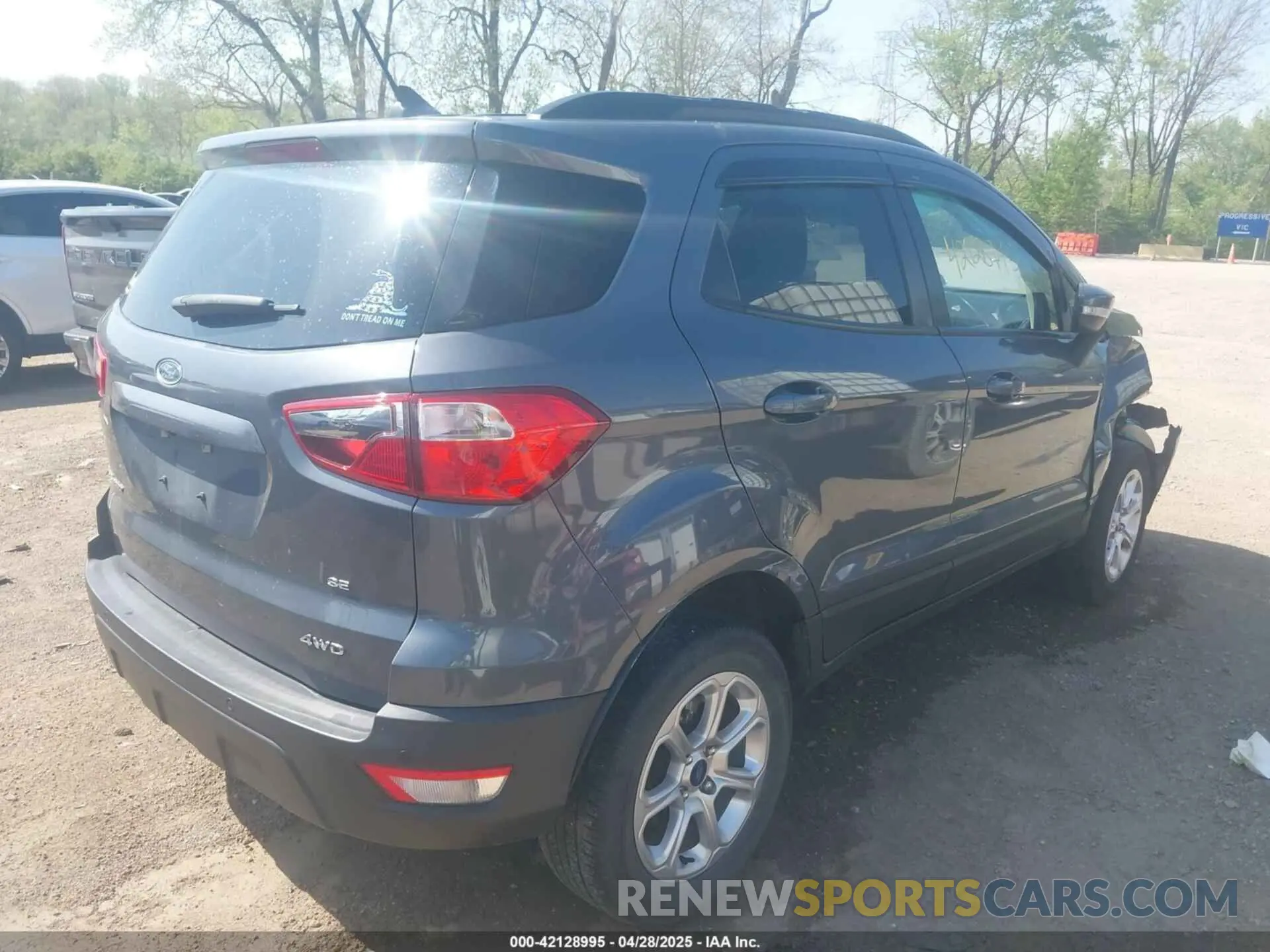 4 Photograph of a damaged car MAJ6S3GL3LC319729 FORD ECOSPORT 2020