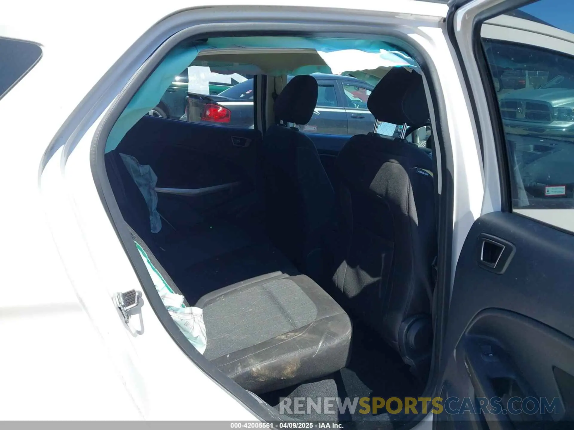 8 Photograph of a damaged car MAJ6S3GL6LC335827 FORD ECOSPORT 2020