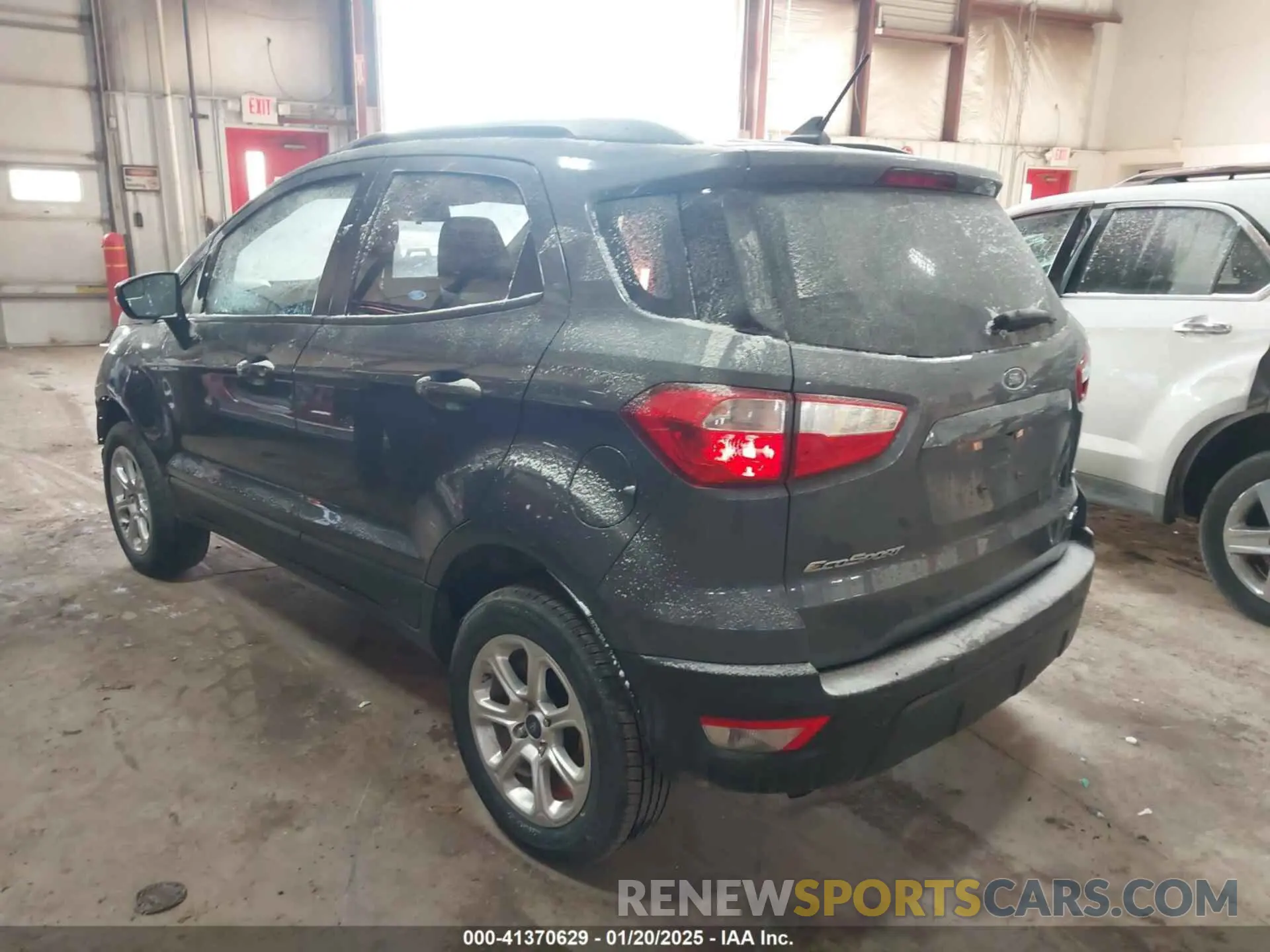 3 Photograph of a damaged car MAJ6S3GL8LC345257 FORD ECOSPORT 2020
