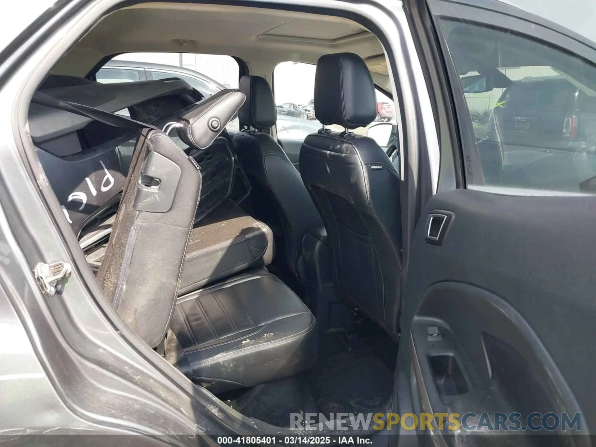 8 Photograph of a damaged car MAJ6S3KL7LC339375 FORD ECOSPORT 2020