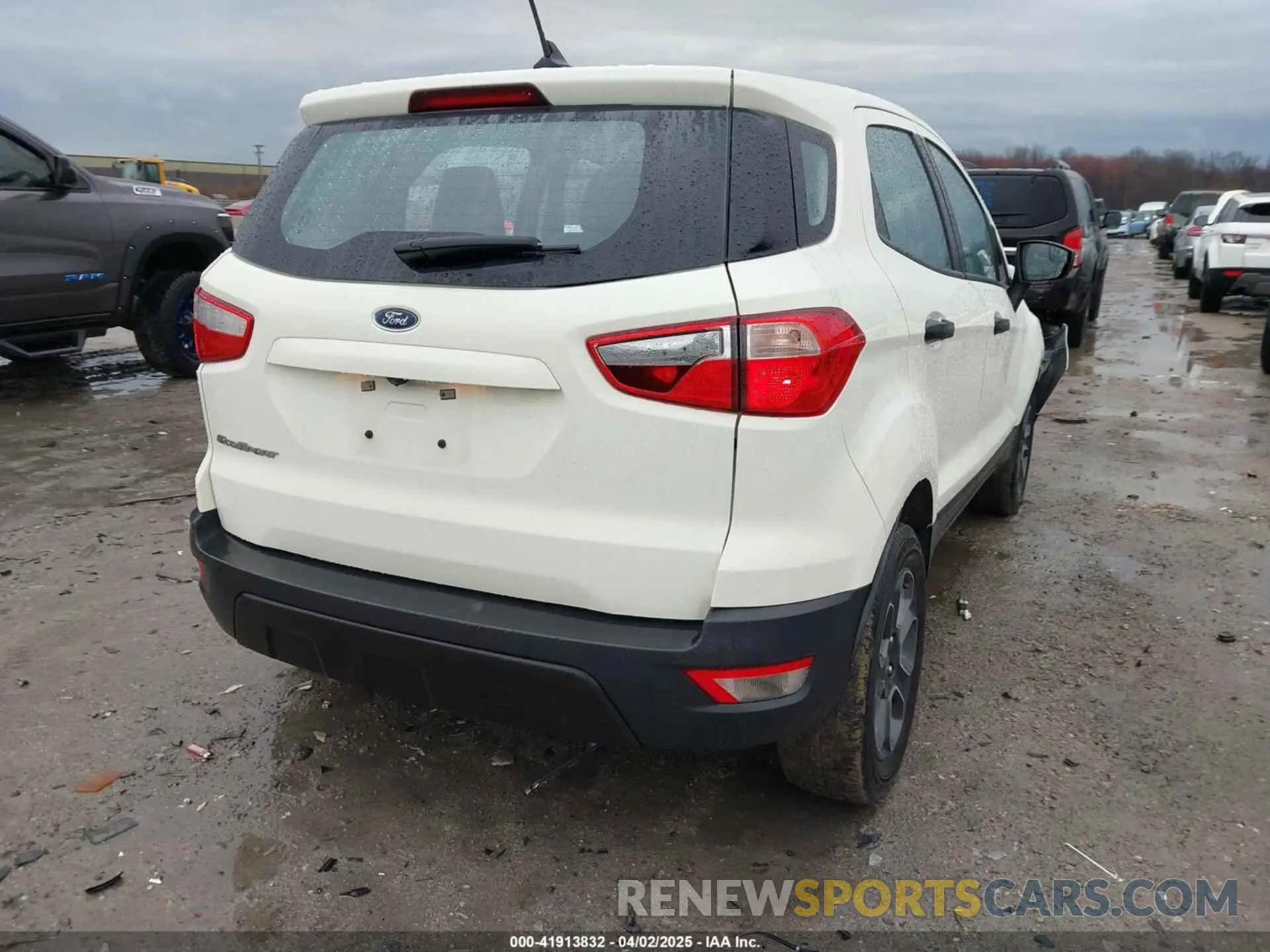 4 Photograph of a damaged car MAJ3S2FE8MC405765 FORD ECOSPORT 2021