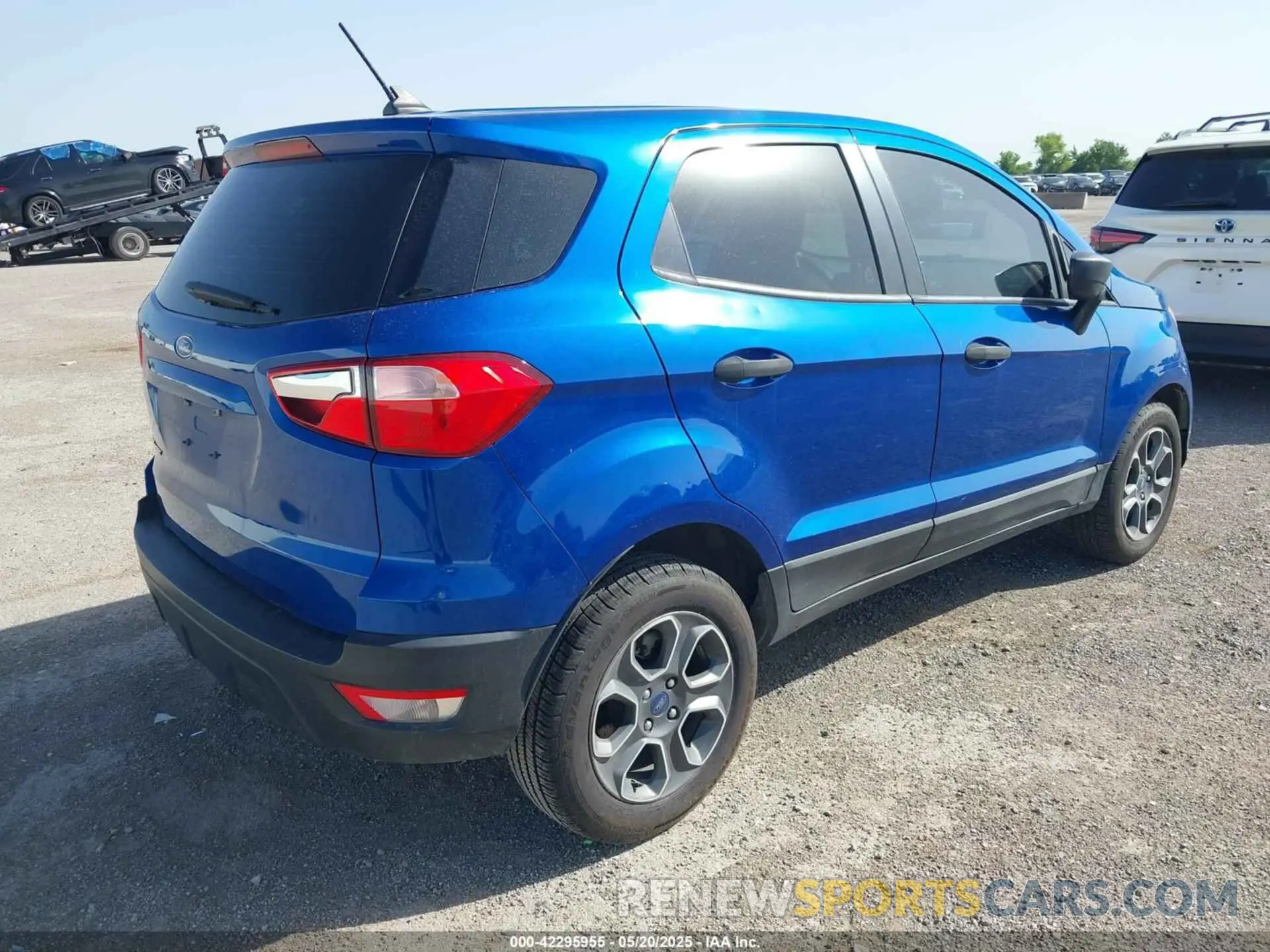 4 Photograph of a damaged car MAJ3S2FE9MC437818 FORD ECOSPORT 2021