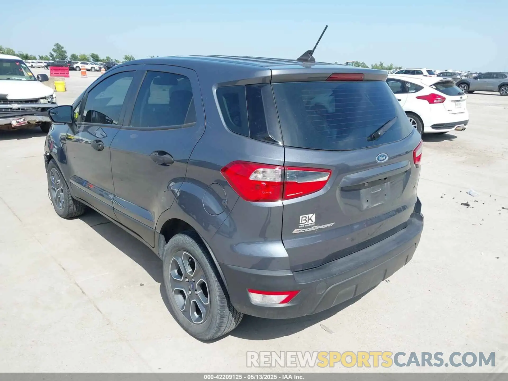 3 Photograph of a damaged car MAJ3S2FE9MC452321 FORD ECOSPORT 2021
