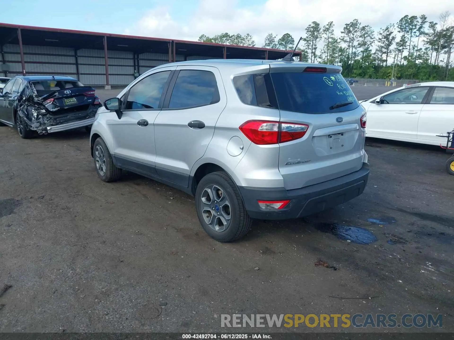 3 Photograph of a damaged car MAJ3S2FEXMC420185 FORD ECOSPORT 2021