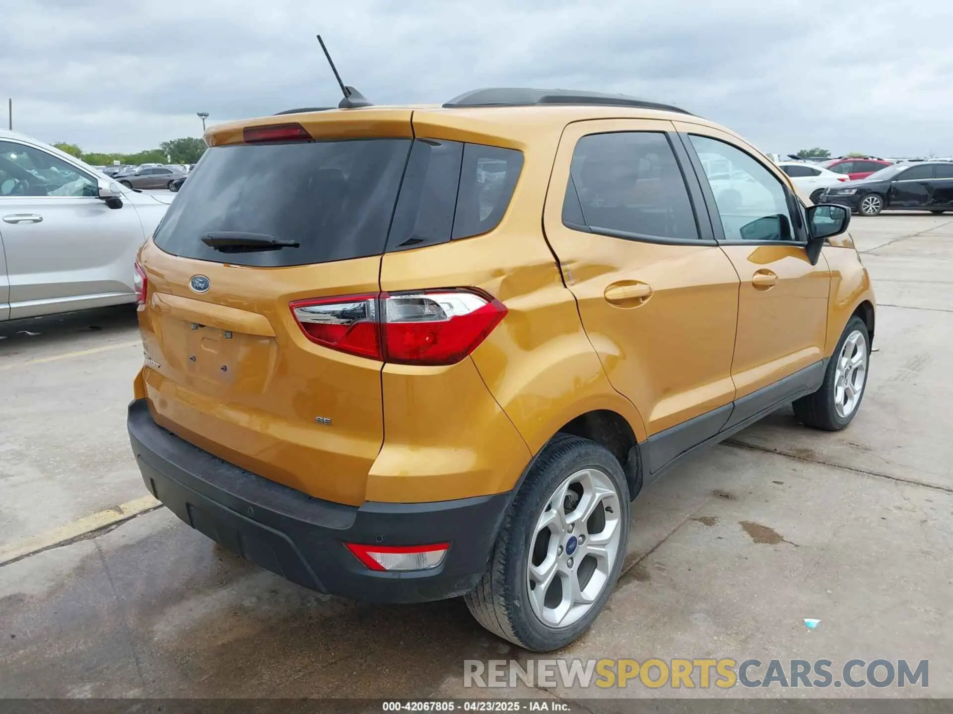 4 Photograph of a damaged car MAJ3S2GE1MC451677 FORD ECOSPORT 2021