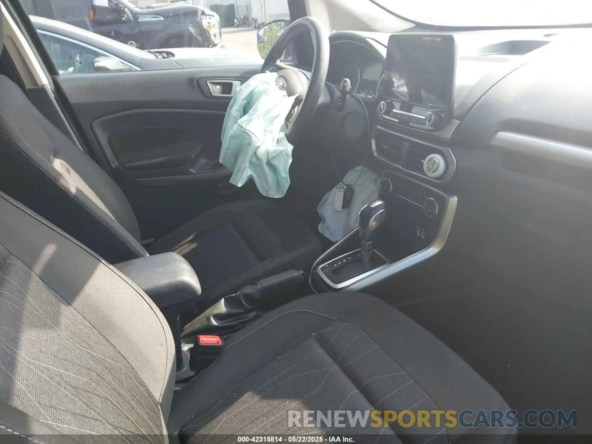 5 Photograph of a damaged car MAJ3S2GE2MC397435 FORD ECOSPORT 2021