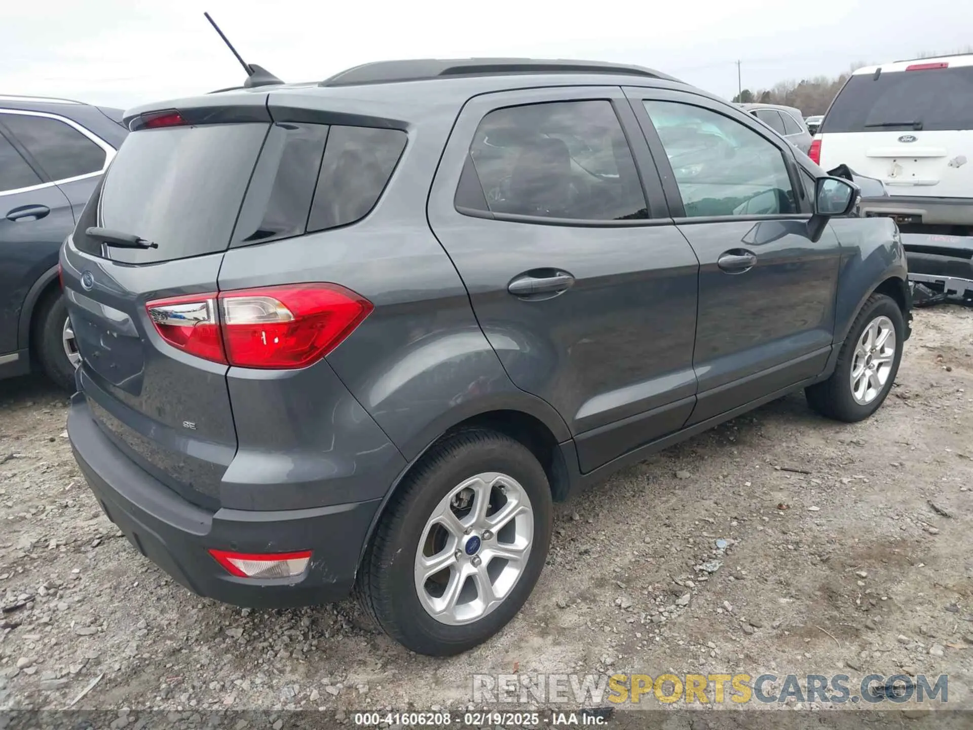 4 Photograph of a damaged car MAJ3S2GE6MC403950 FORD ECOSPORT 2021