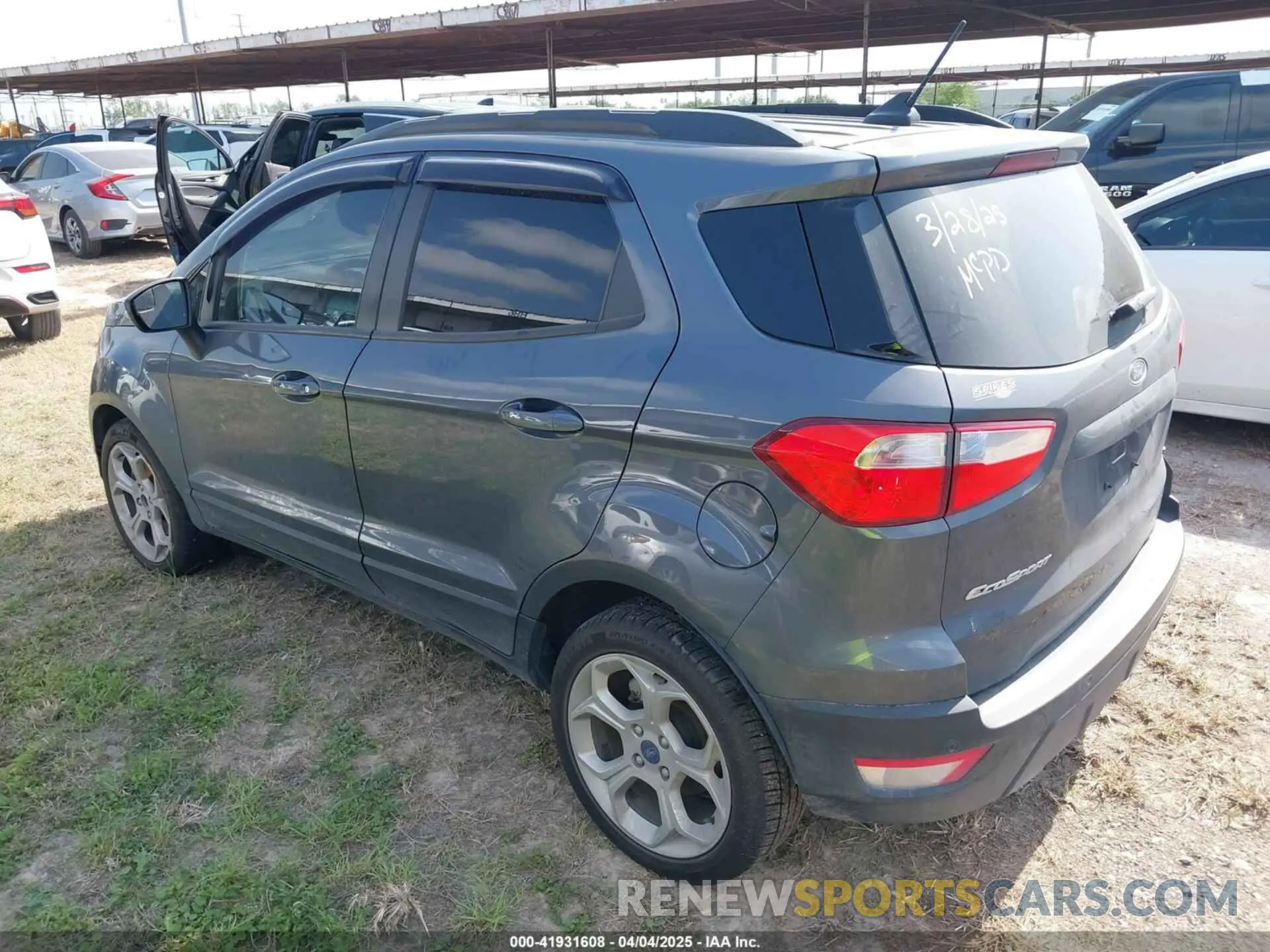 3 Photograph of a damaged car MAJ3S2GE8MC451756 FORD ECOSPORT 2021