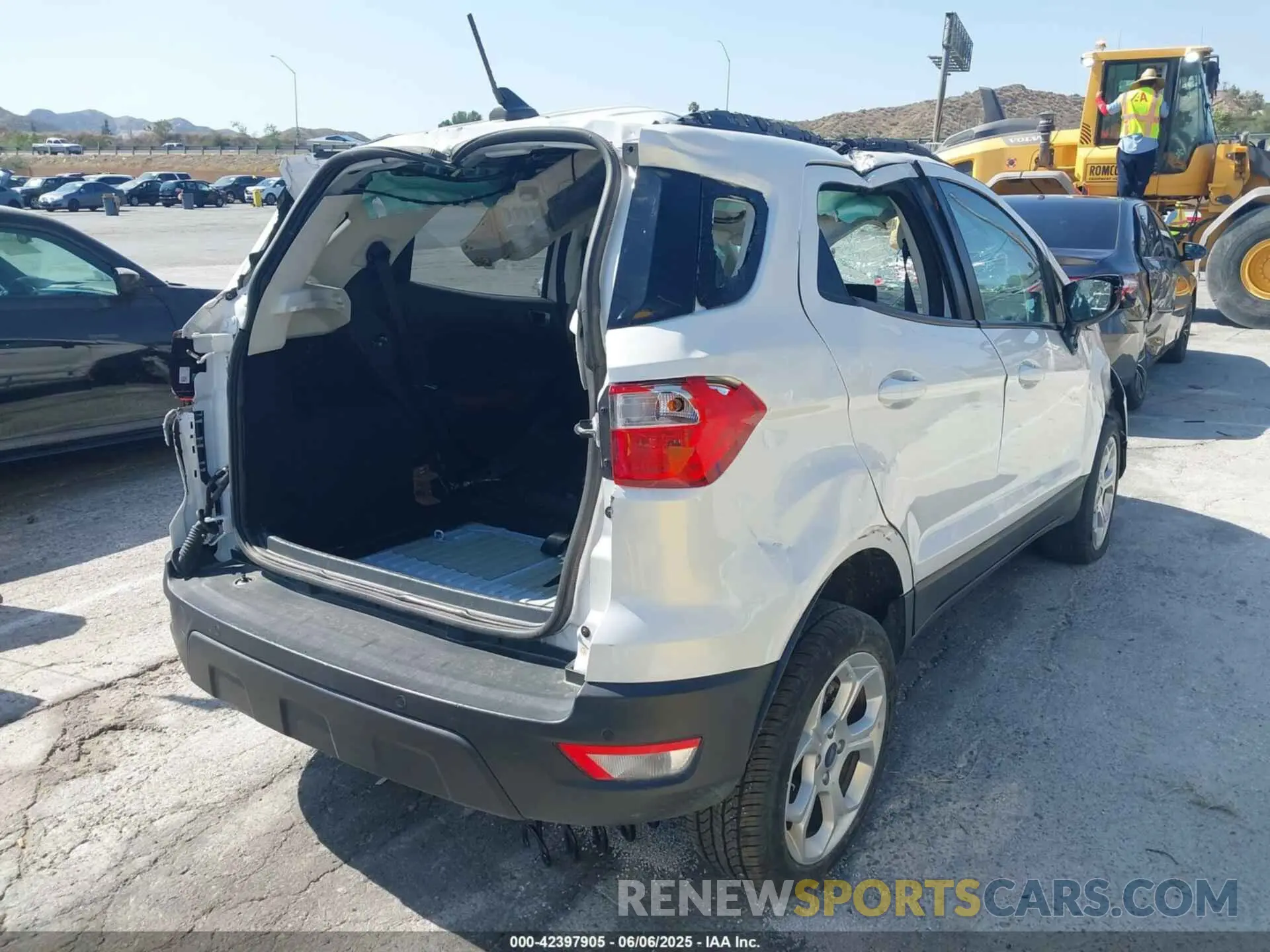 4 Photograph of a damaged car MAJ3S2GEXMC408021 FORD ECOSPORT 2021