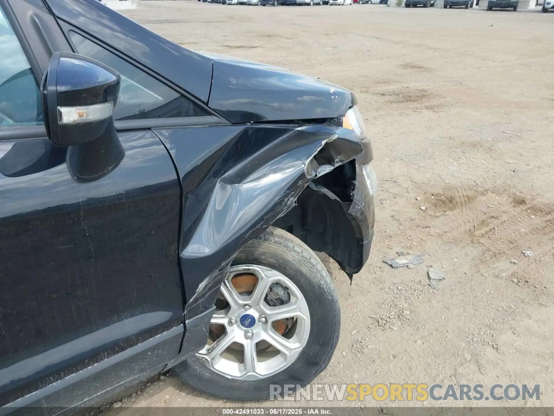 19 Photograph of a damaged car MAJ6S3GL0MC400799 FORD ECOSPORT 2021