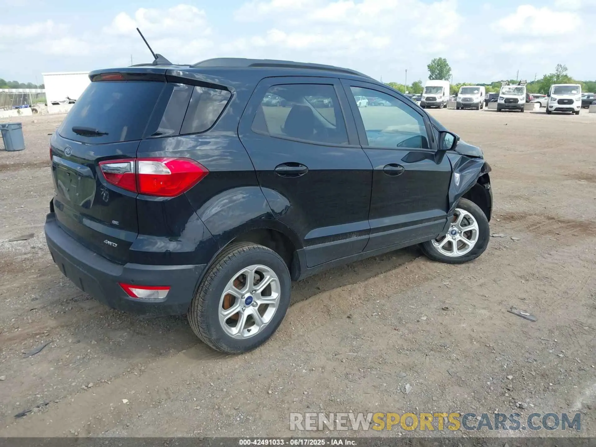 4 Photograph of a damaged car MAJ6S3GL0MC400799 FORD ECOSPORT 2021