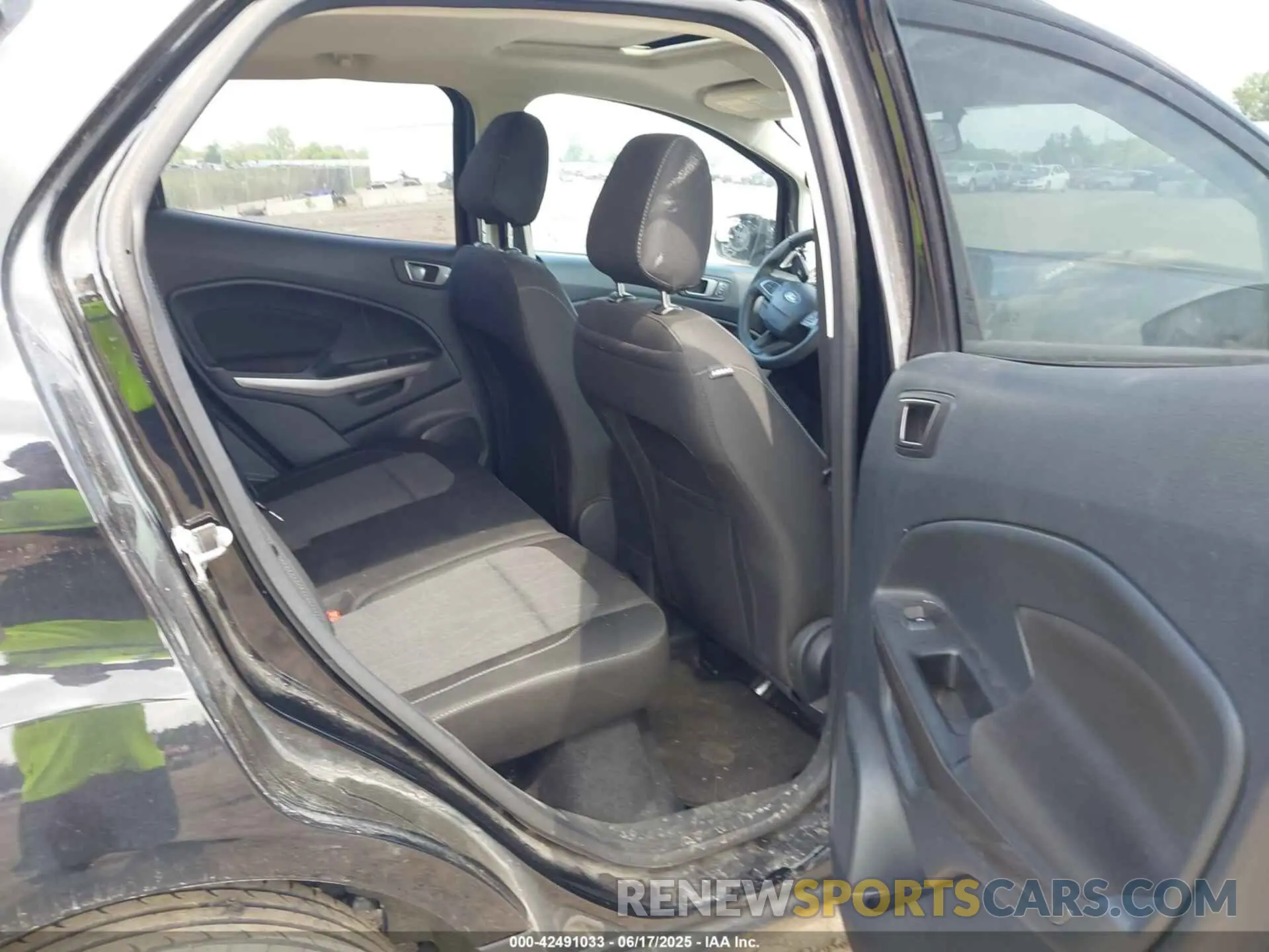 8 Photograph of a damaged car MAJ6S3GL0MC400799 FORD ECOSPORT 2021