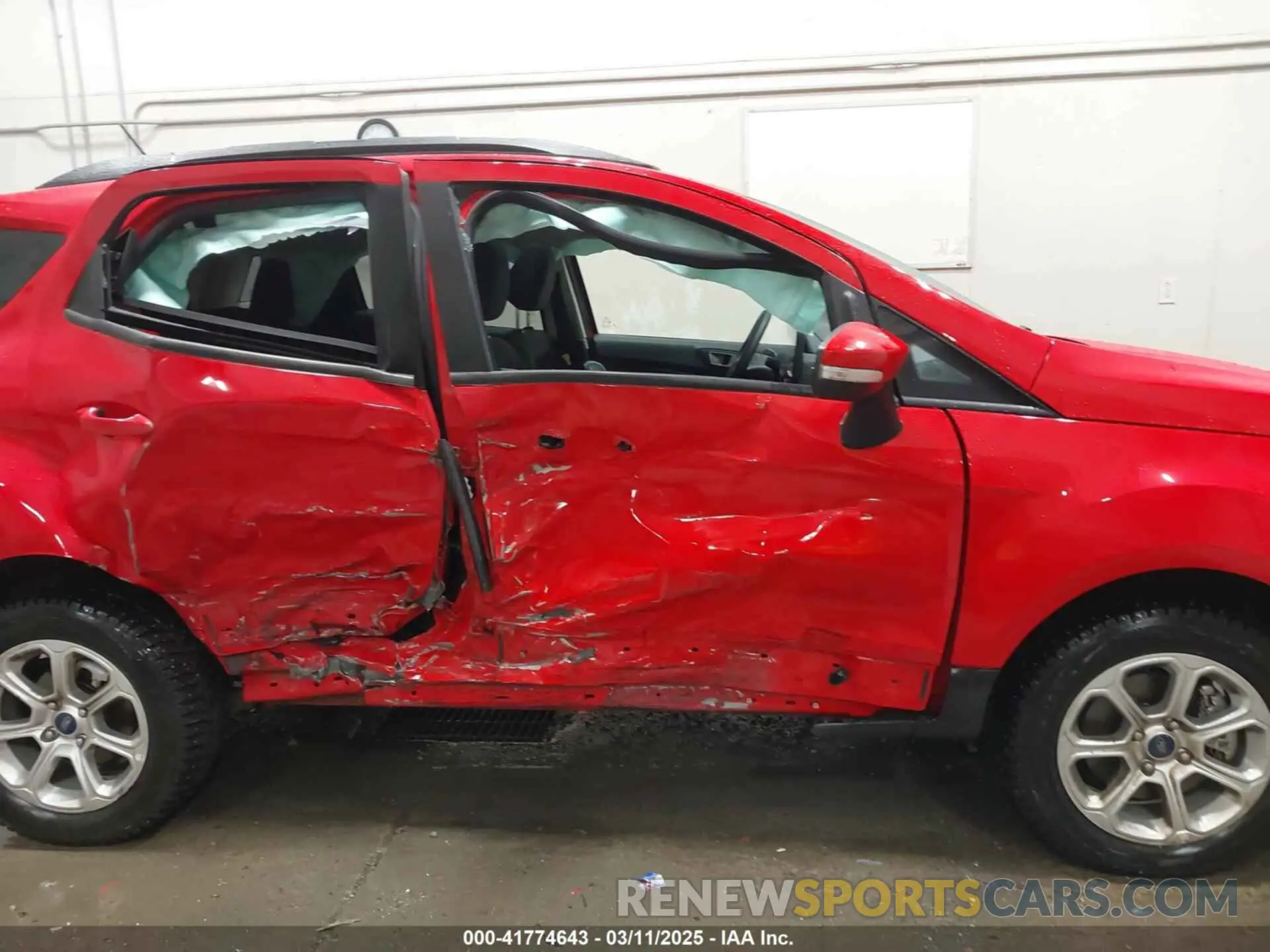 12 Photograph of a damaged car MAJ6S3GL1MC442138 FORD ECOSPORT 2021