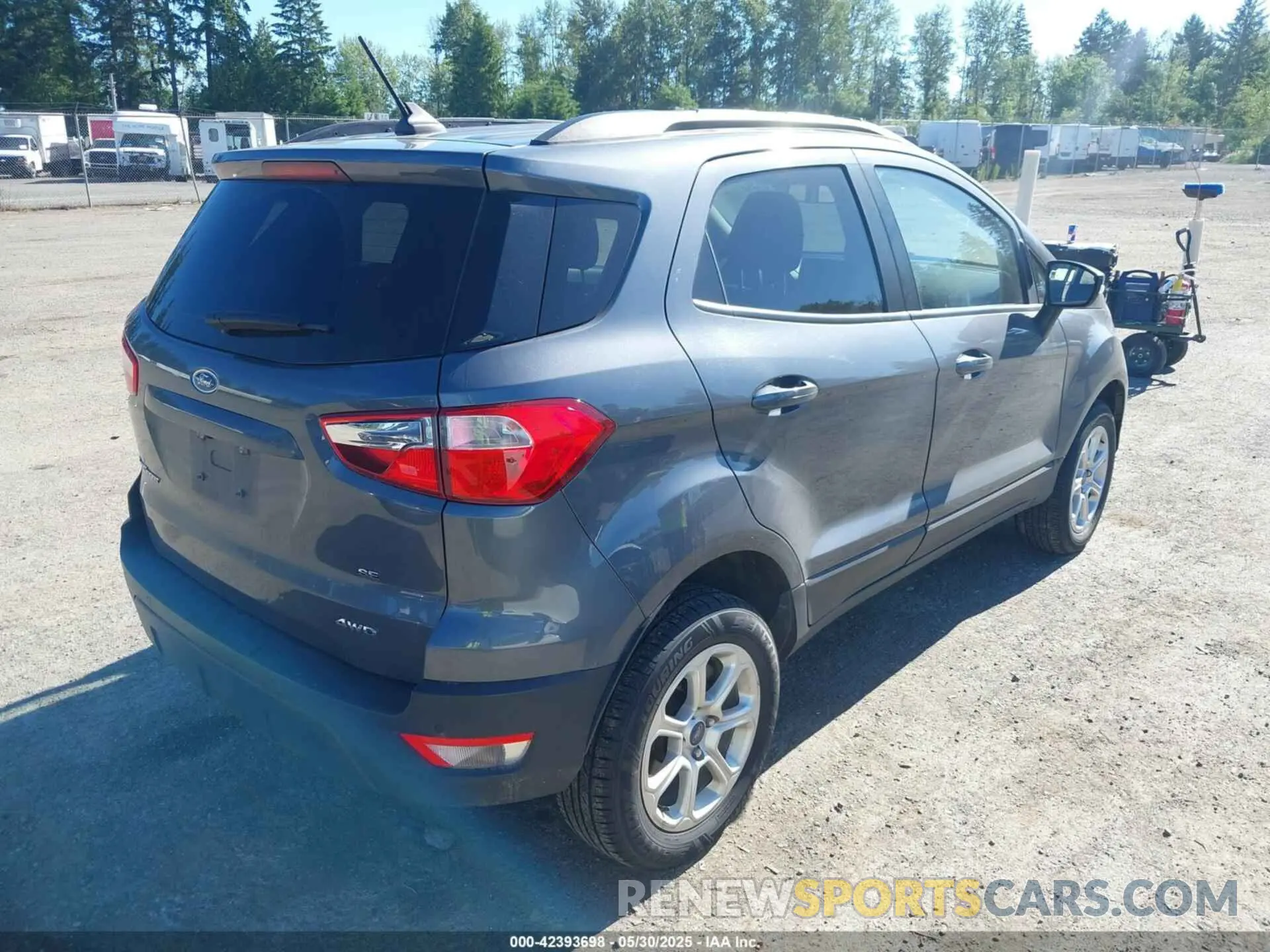 4 Photograph of a damaged car MAJ6S3GL8MC425353 FORD ECOSPORT 2021